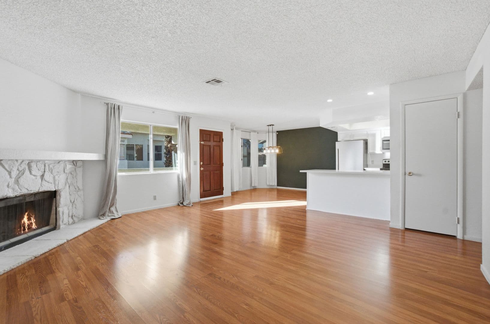 Las Vegas Condo: 945 Falconhead Lane