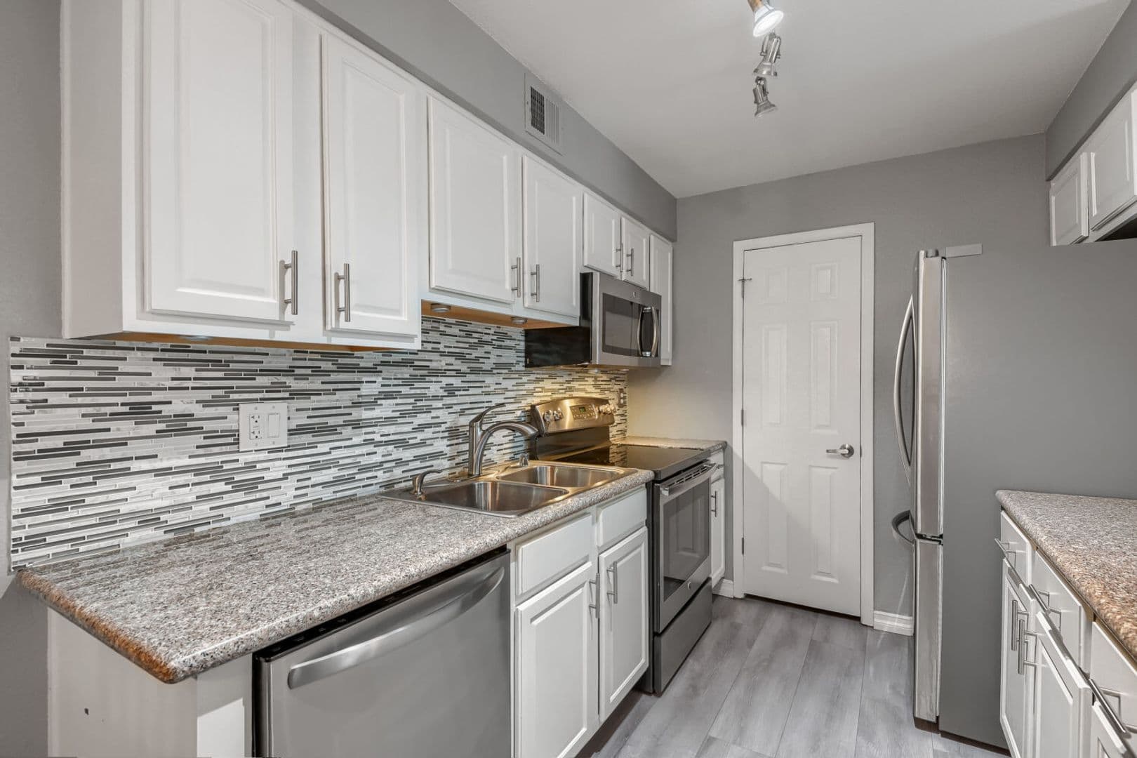Las Vegas Condo: 2451 N Rainbow Blvd