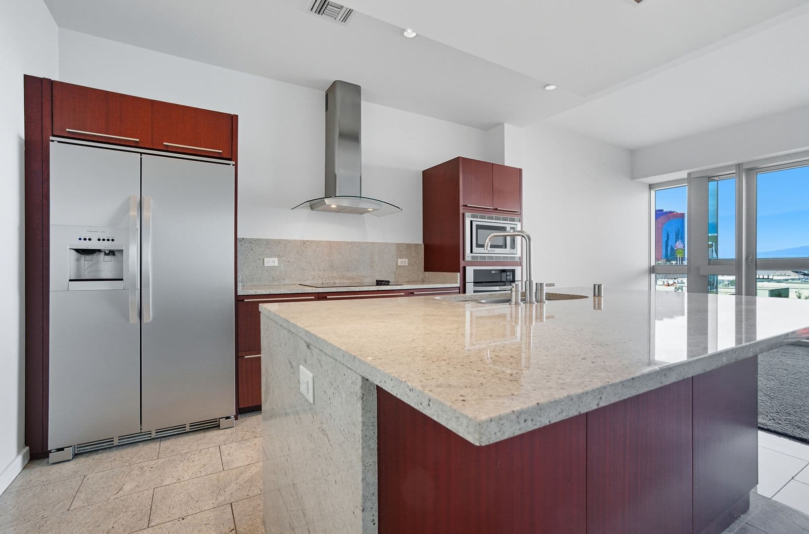 Las Vegas Condo: 4471 Dean Martin Dr #604