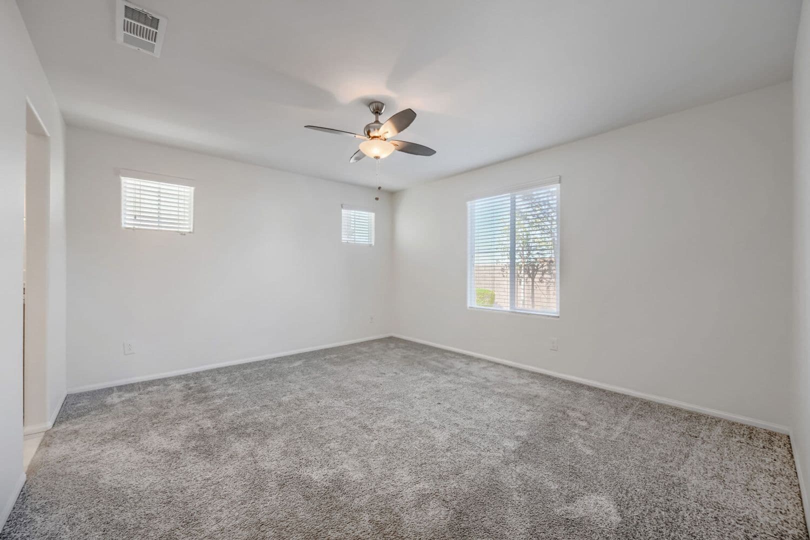 Henderson Townhome: 633 Sedum Ave