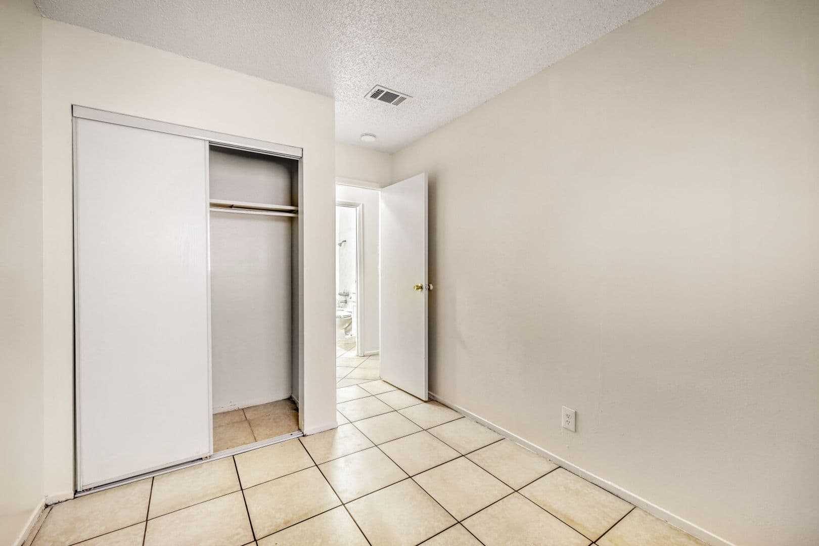 Las Vegas House: 1272 Lawry Ave