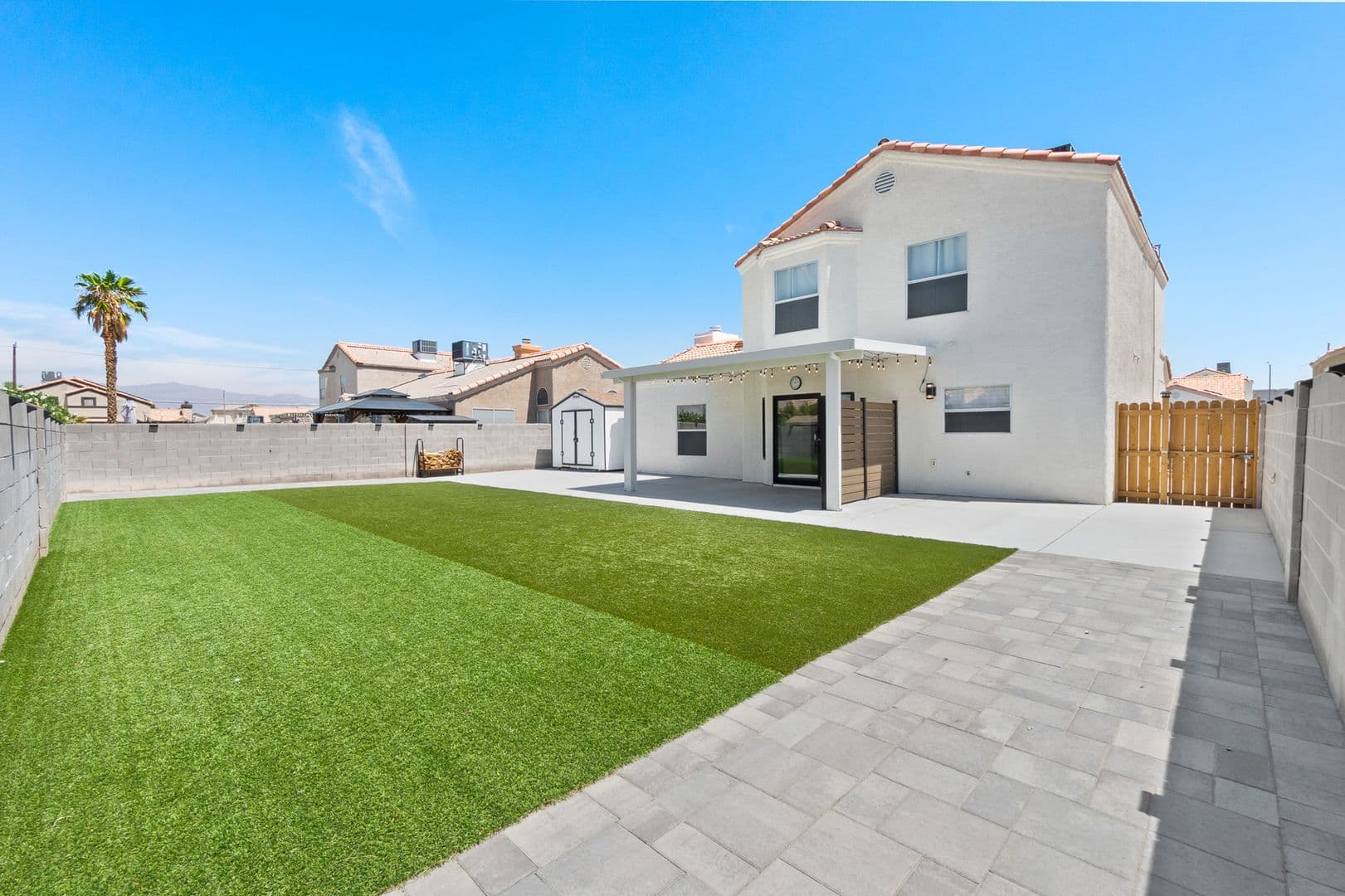 North Las Vegas House: 3523 Farina Drive