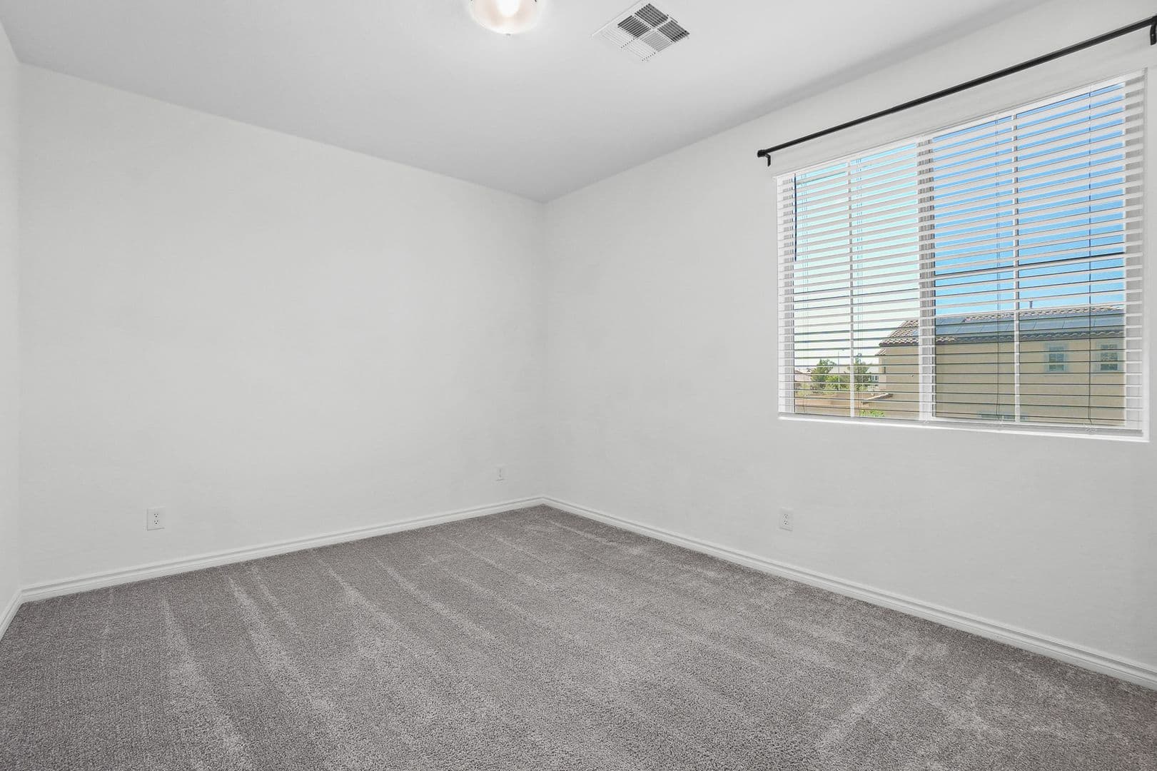 North Las Vegas House: 1118 Junipine Ave