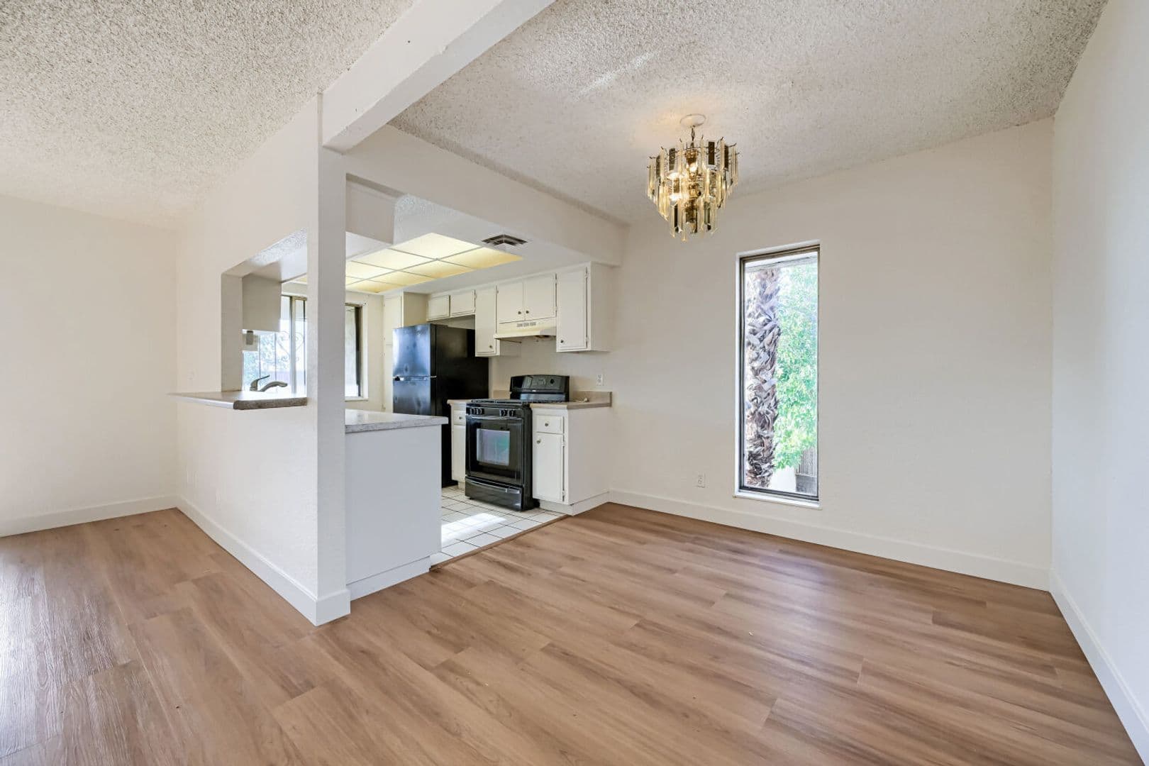 Las Vegas Condo: 1405 Vegas Valley Drive