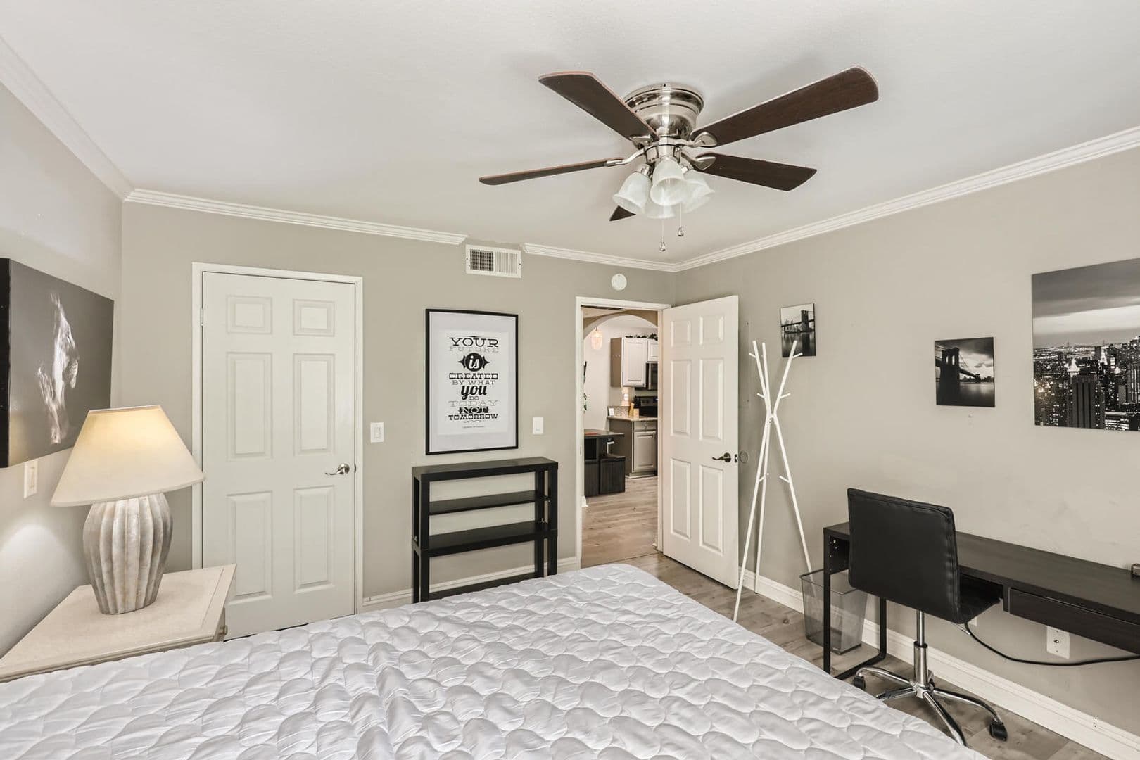 Las Vegas Condo: 5146 S Jones Blvd UNIT #207