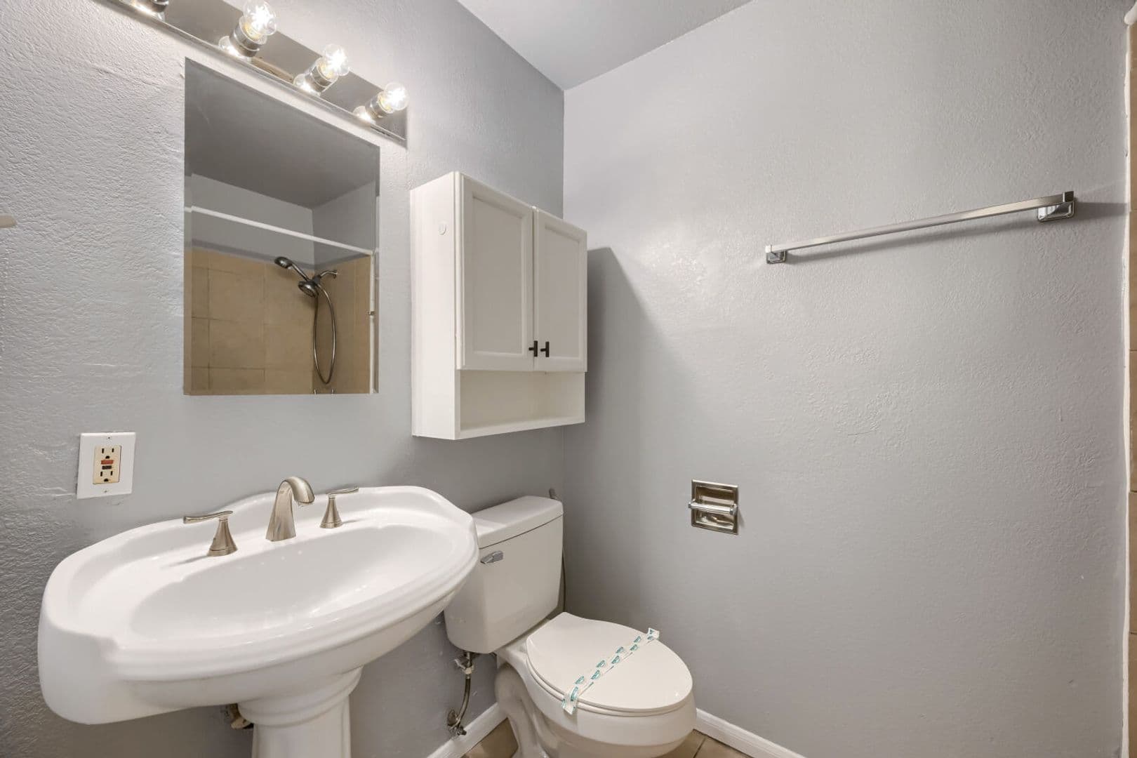 Las Vegas House: 6512 Evergreen Ave