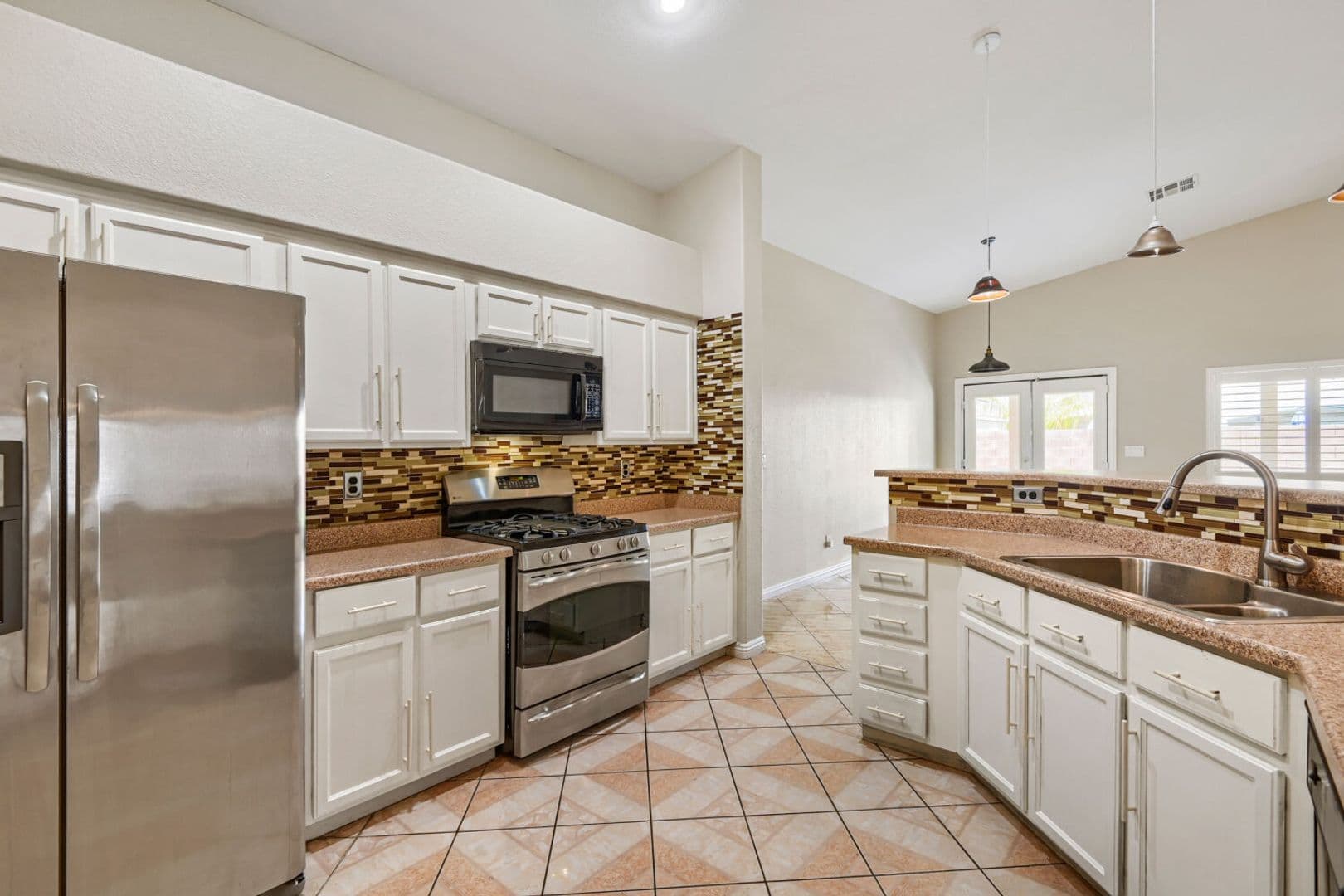 North Las Vegas House: 6612 Ringbill Court