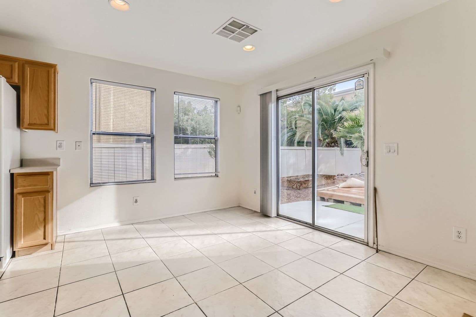 Henderson House: 2537 Begonia Valley Ave.