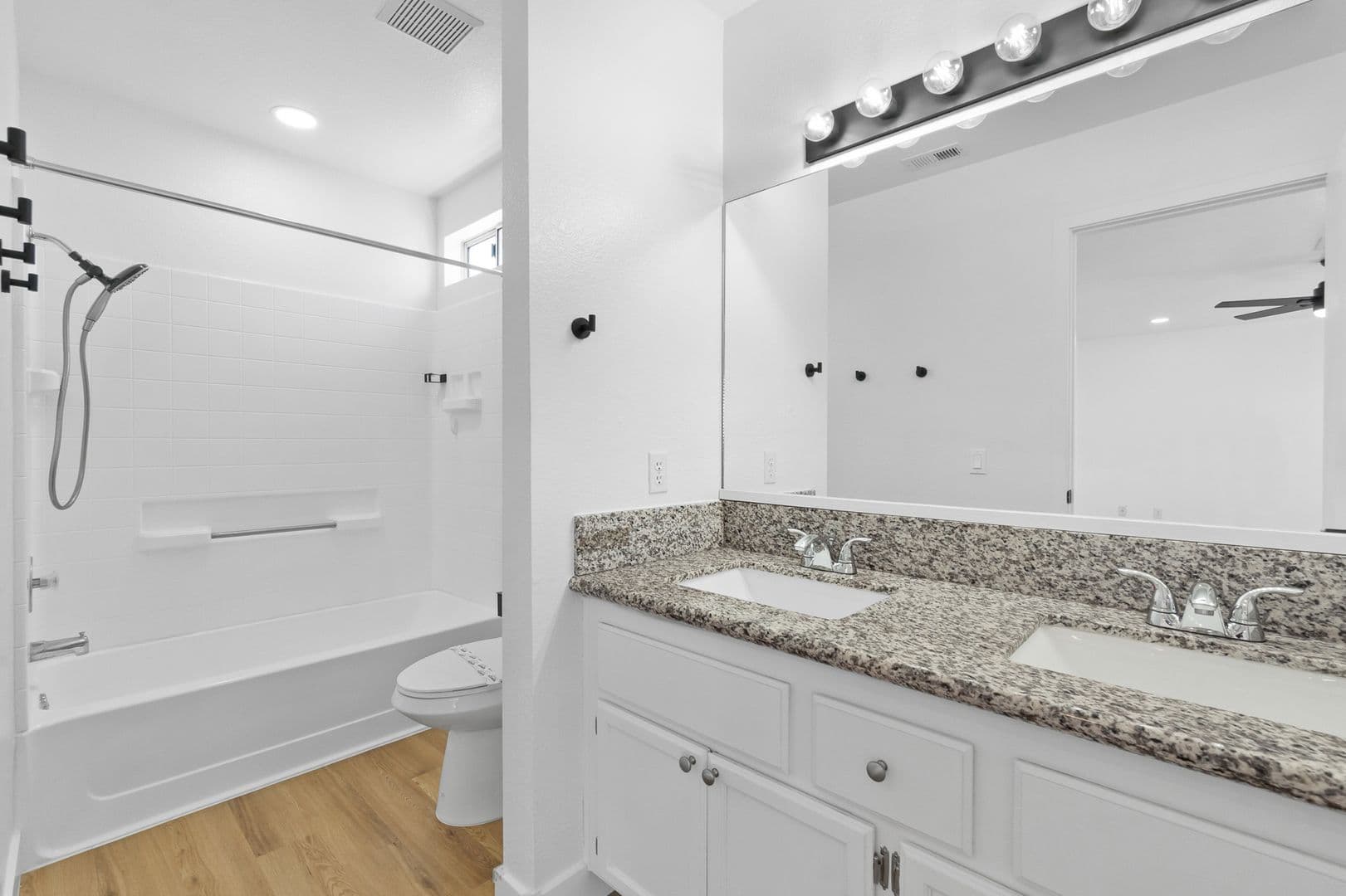North Las Vegas House: 3523 Farina Drive