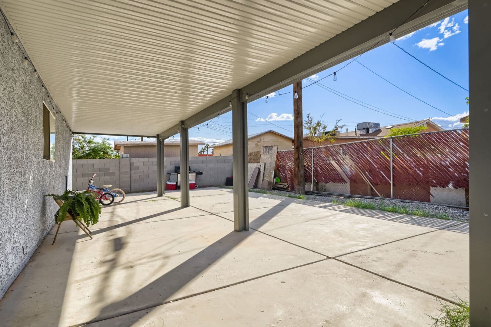 North Las Vegas House: 2509 N Magnet St.