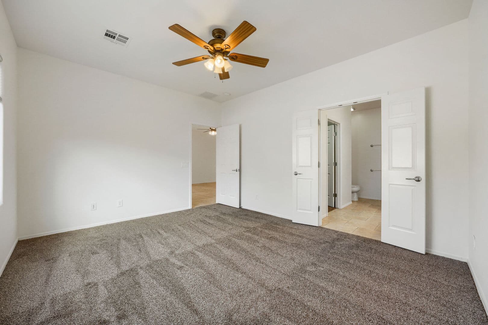 Las Vegas House: 6160 Isola Peak Avenue