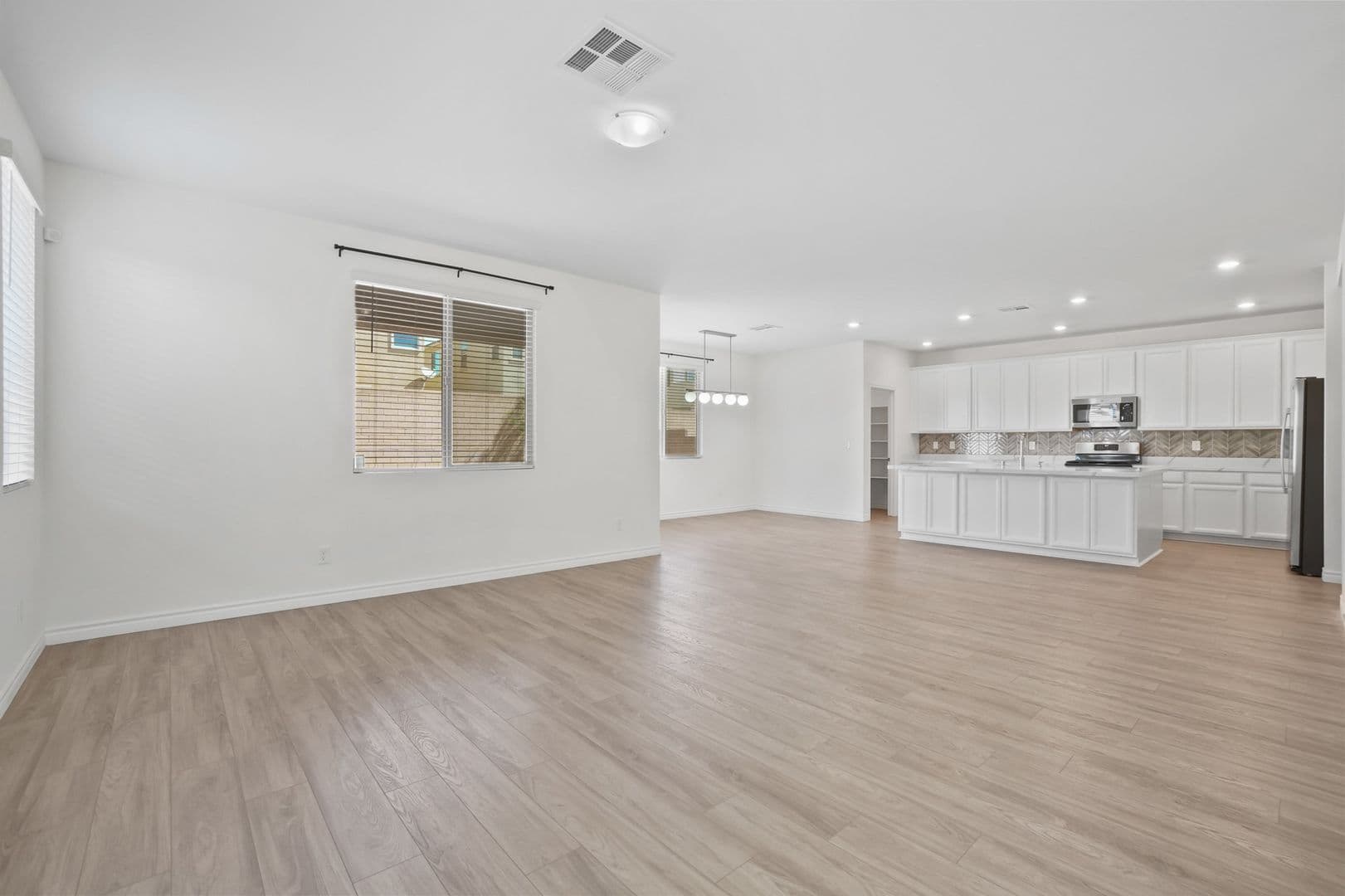 North Las Vegas House: 1118 Junipine Ave