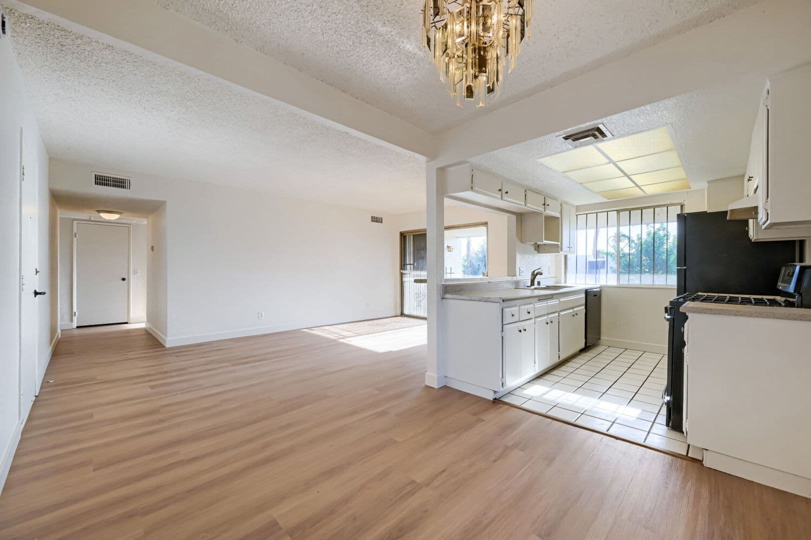Las Vegas Condo: 1405 Vegas Valley Drive