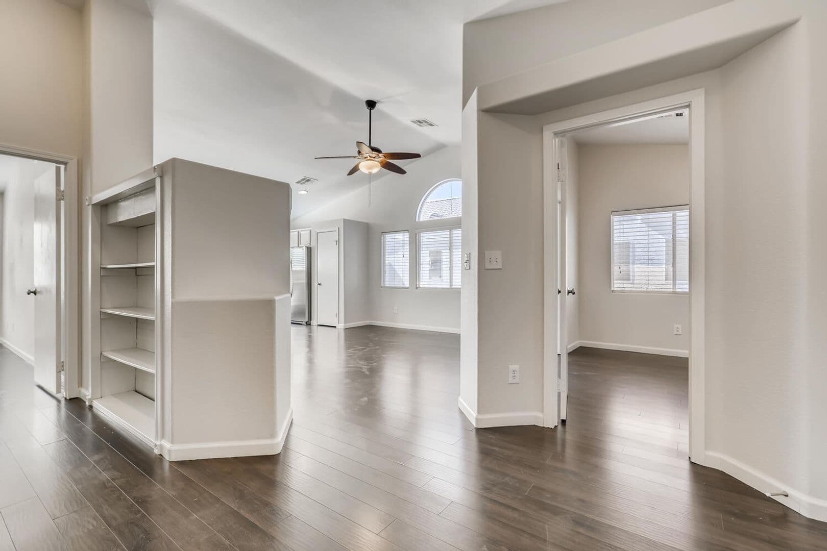 North Las Vegas House: 427 Regal Robin Way