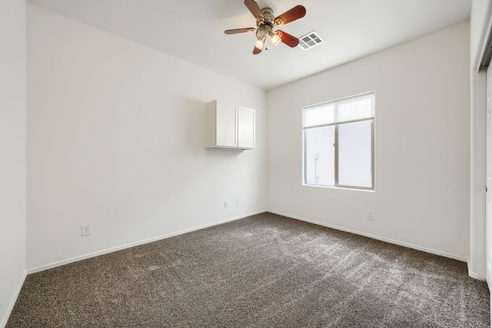 Las Vegas House: 6160 Isola Peak Avenue