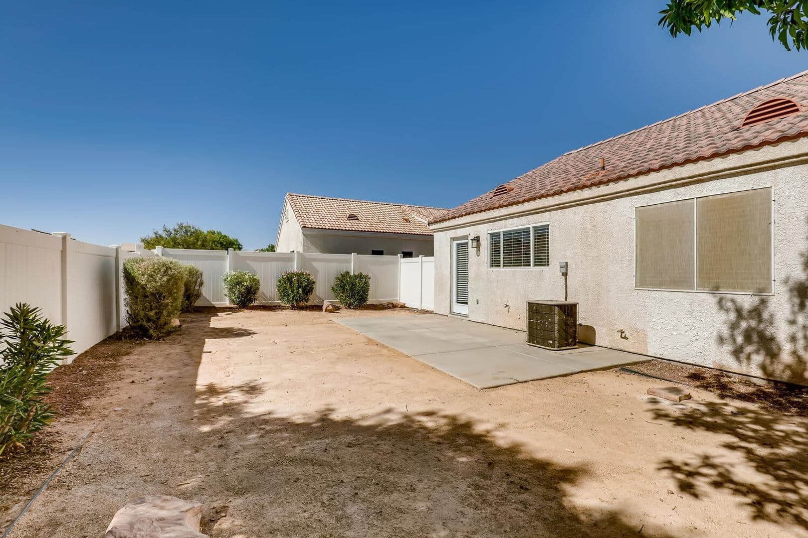 North Las Vegas House: 427 Regal Robin Way