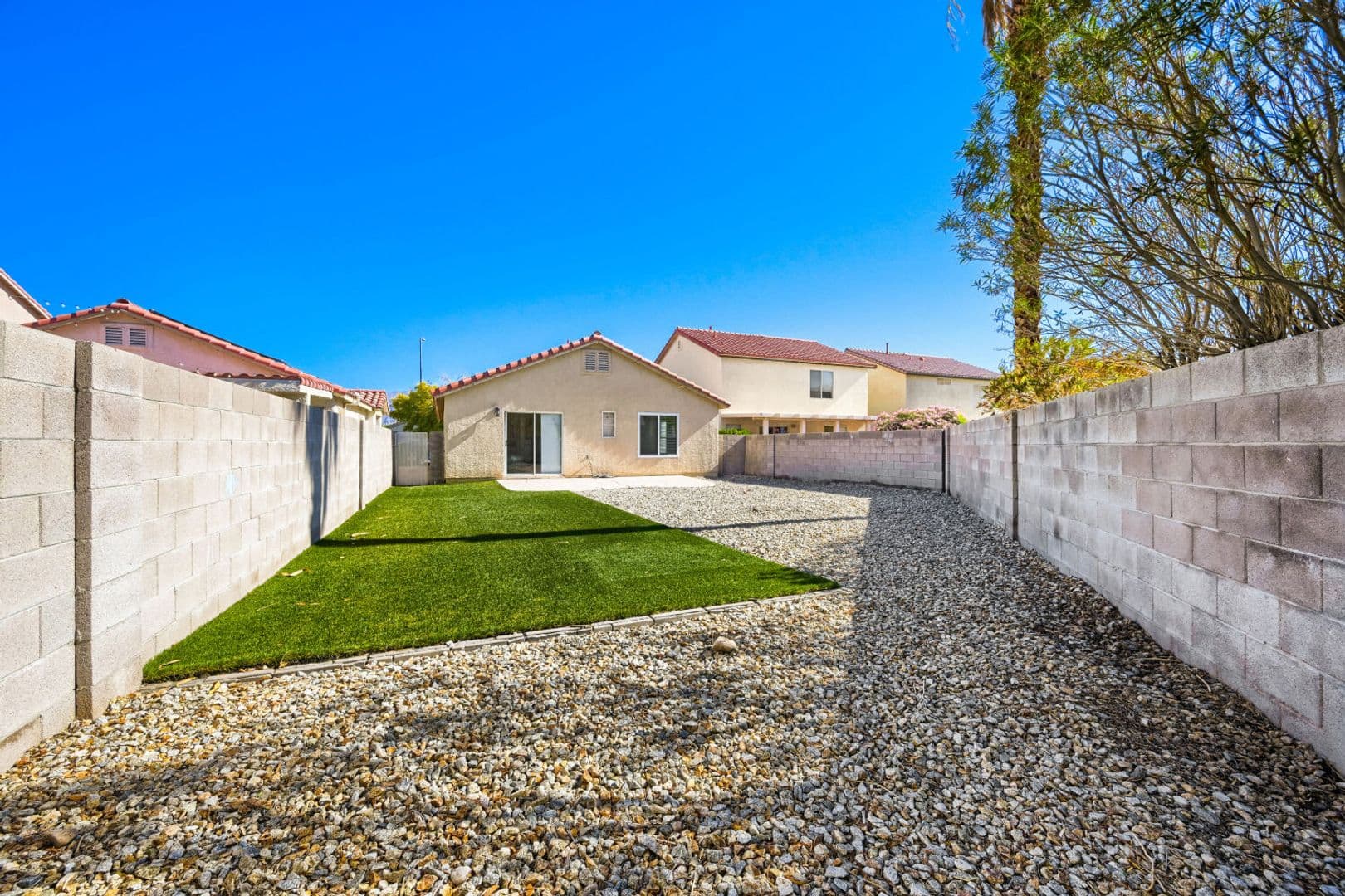 Las Vegas House: 7861 Nesting Pine Place