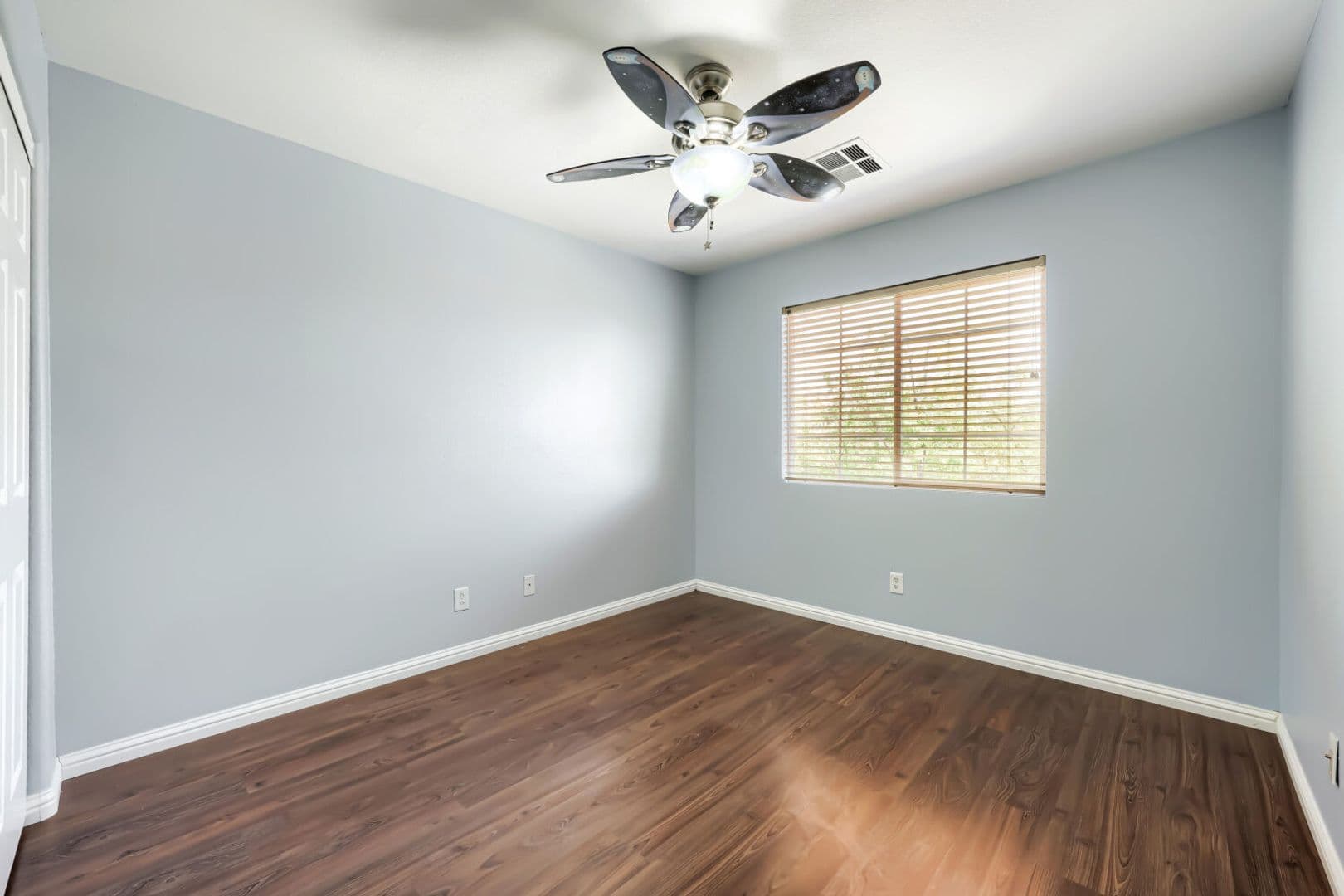 Las Vegas House: 10381 Sleeping Sun Ct.