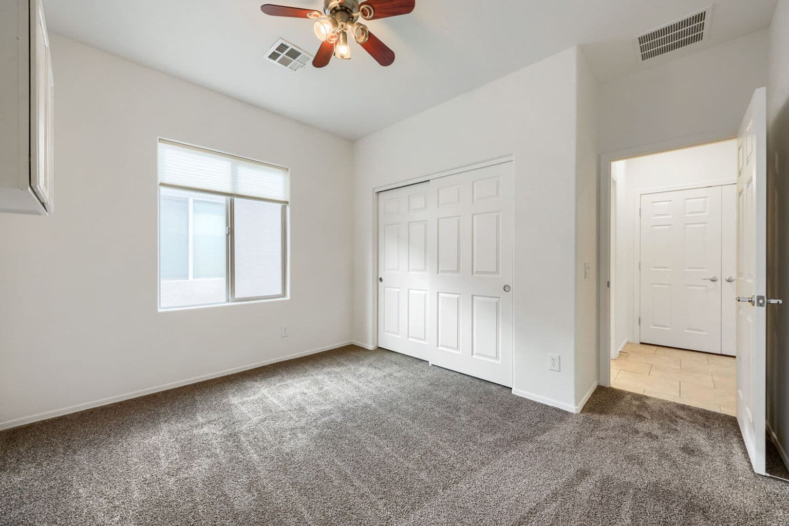 Las Vegas House: 6160 Isola Peak Avenue