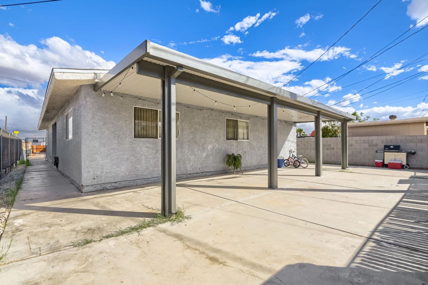 North Las Vegas House: 2509 N Magnet St.