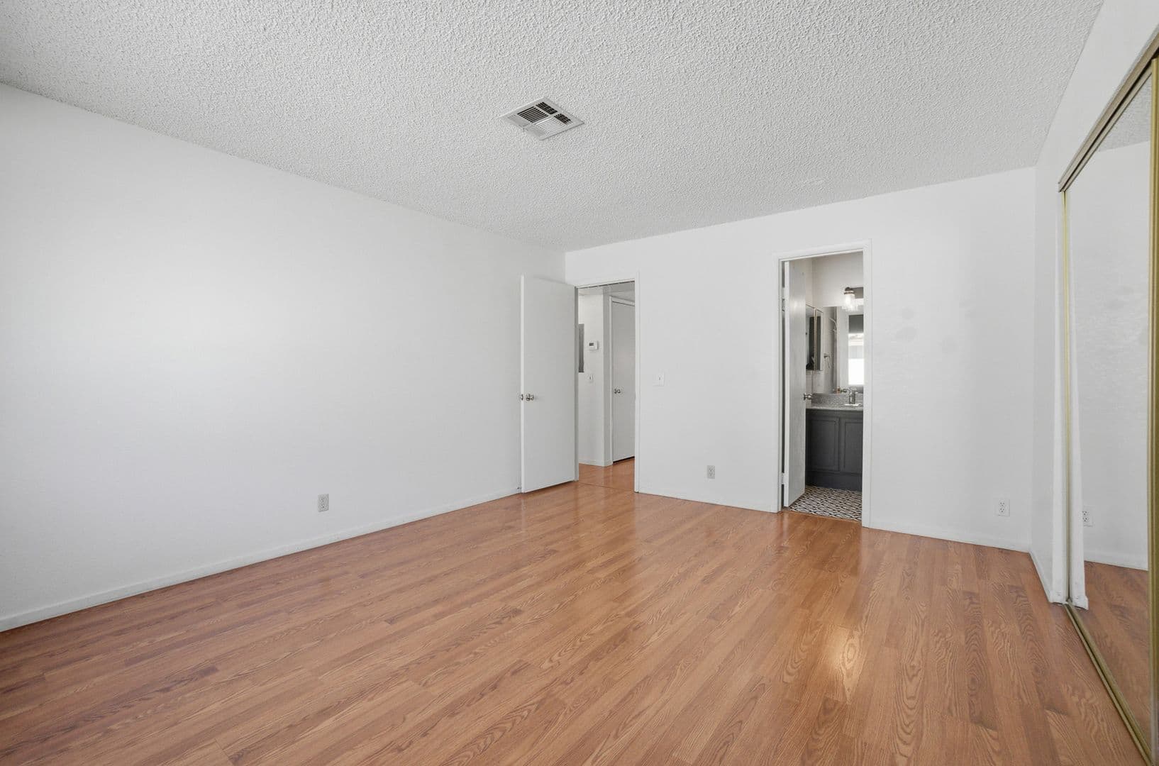Las Vegas Condo: 945 Falconhead Lane