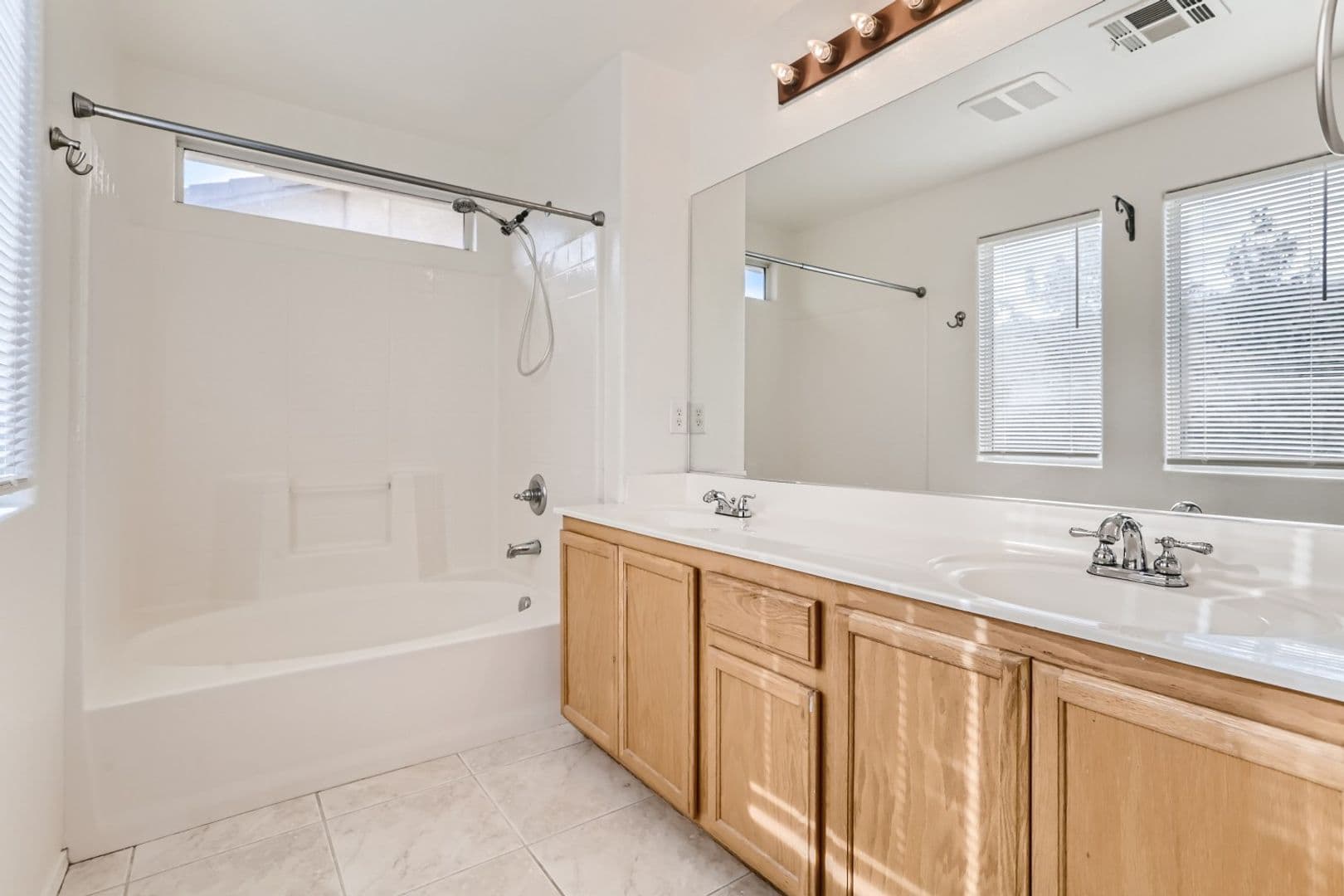 Henderson House: 2537 Begonia Valley Ave.