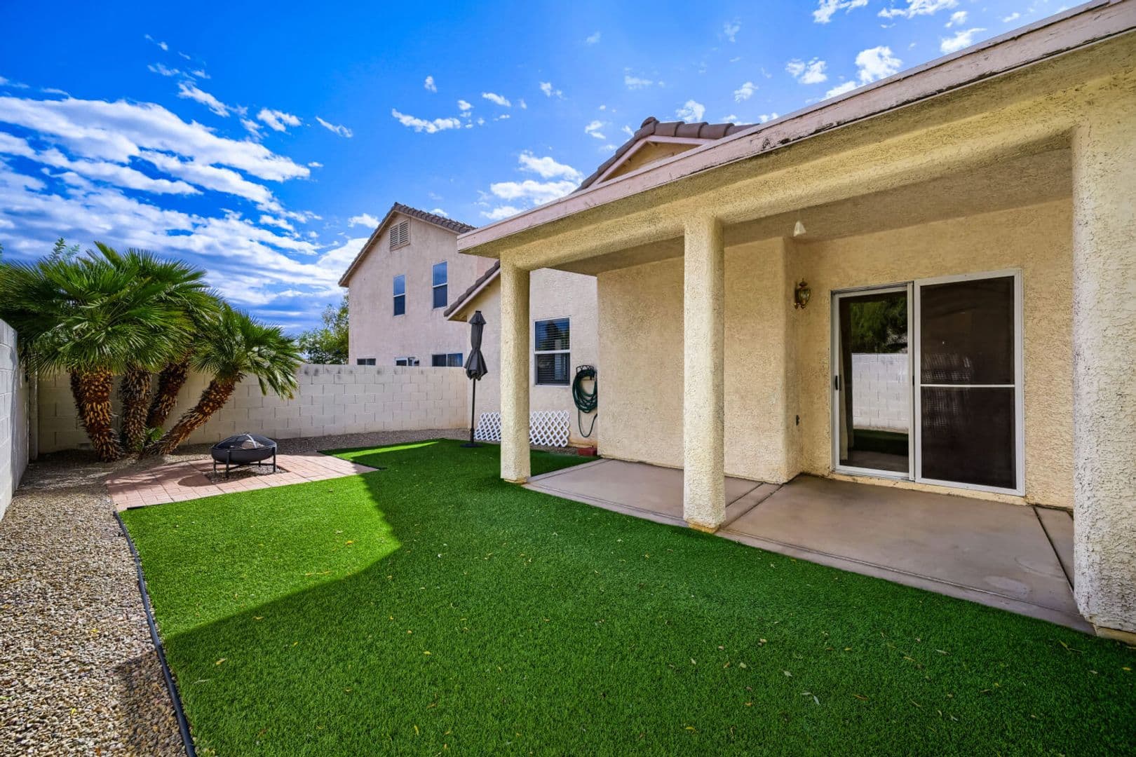 Las Vegas House: 8928 Crooked Shell Ave.