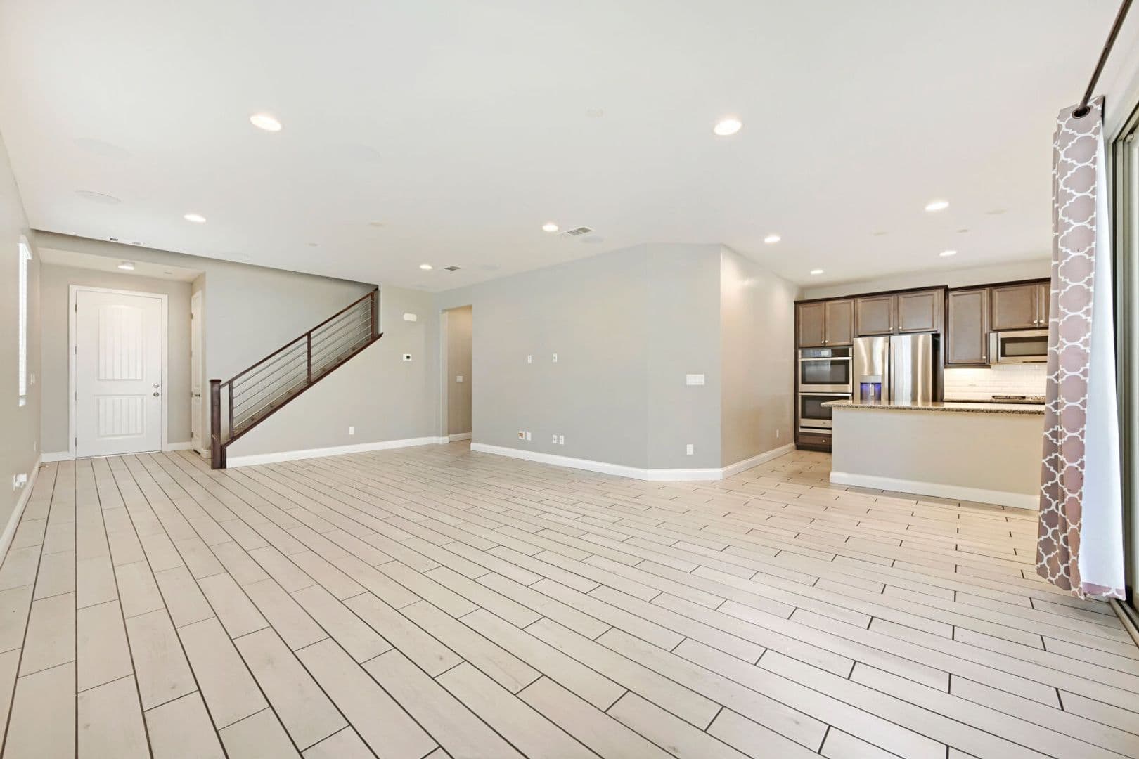 Henderson House: 164 Pace Ave