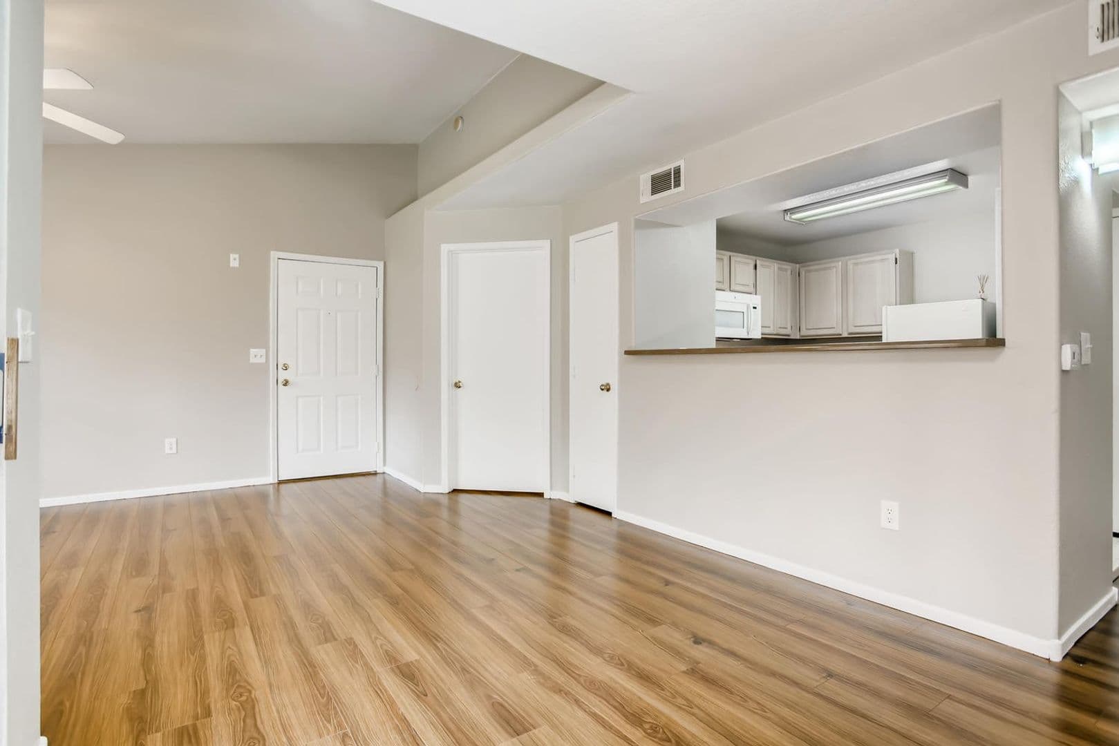 Las Vegas Condo: 555 Silverado Ranch Blvd  #2012