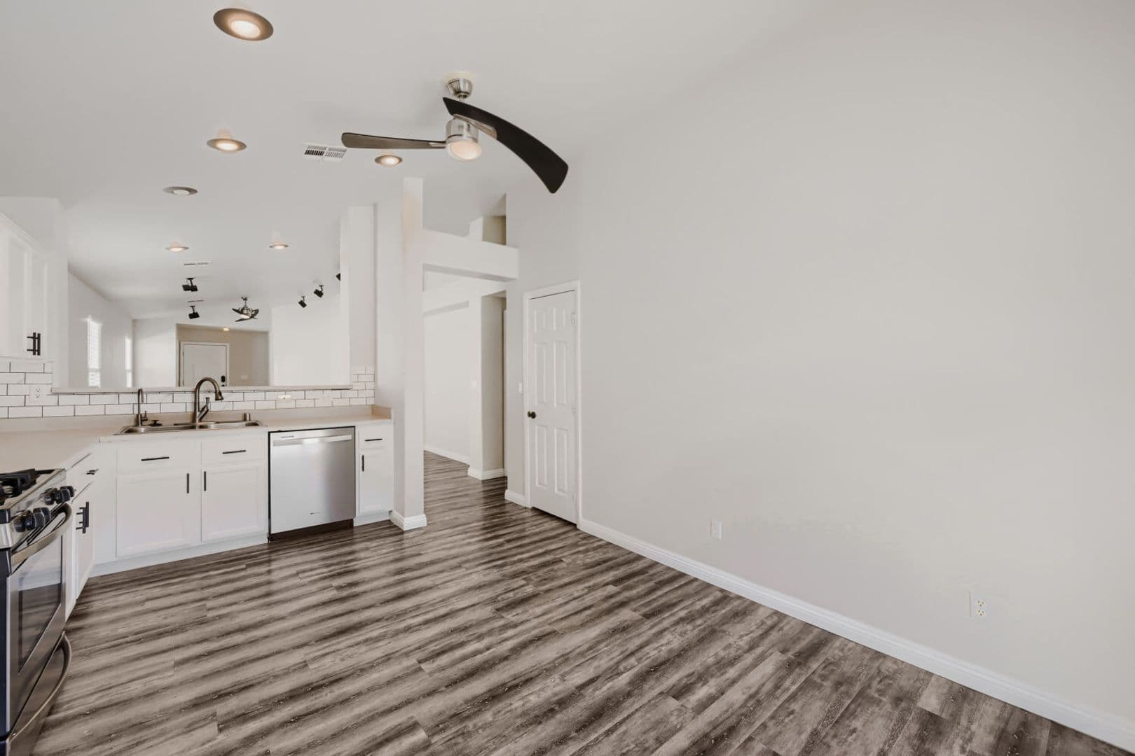 Las Vegas House: 7861 Nesting Pine Place