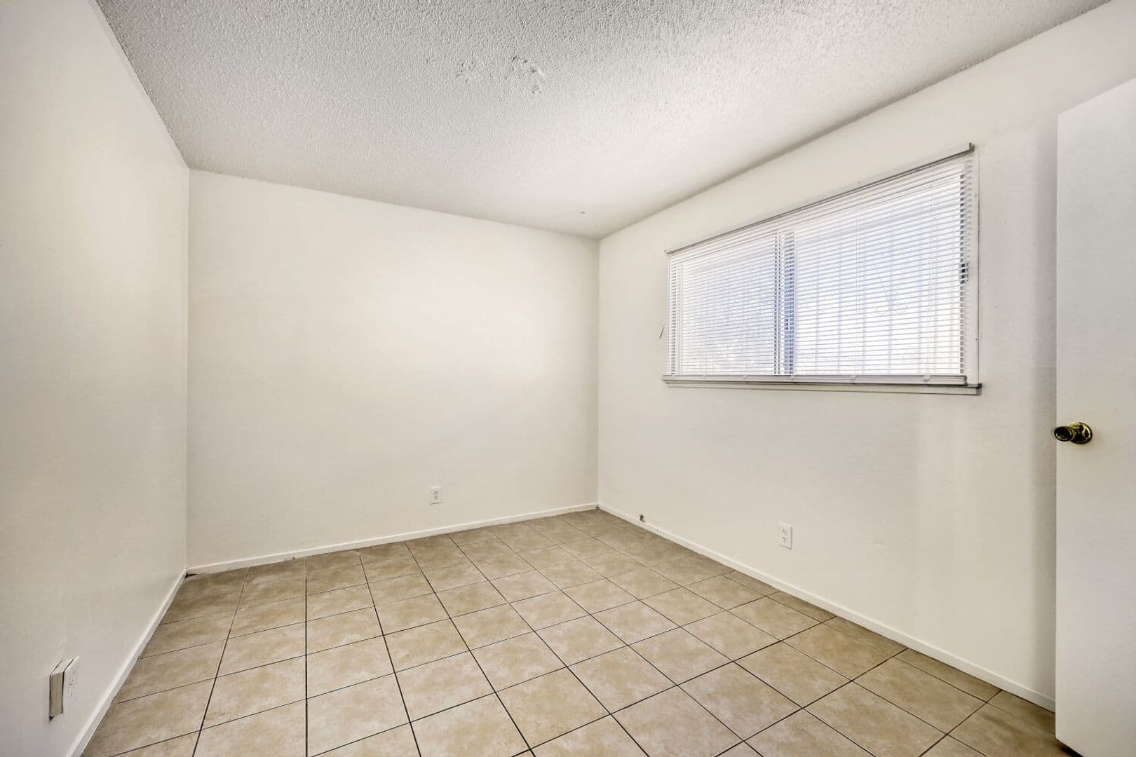 Las Vegas House: 1272 Lawry Ave