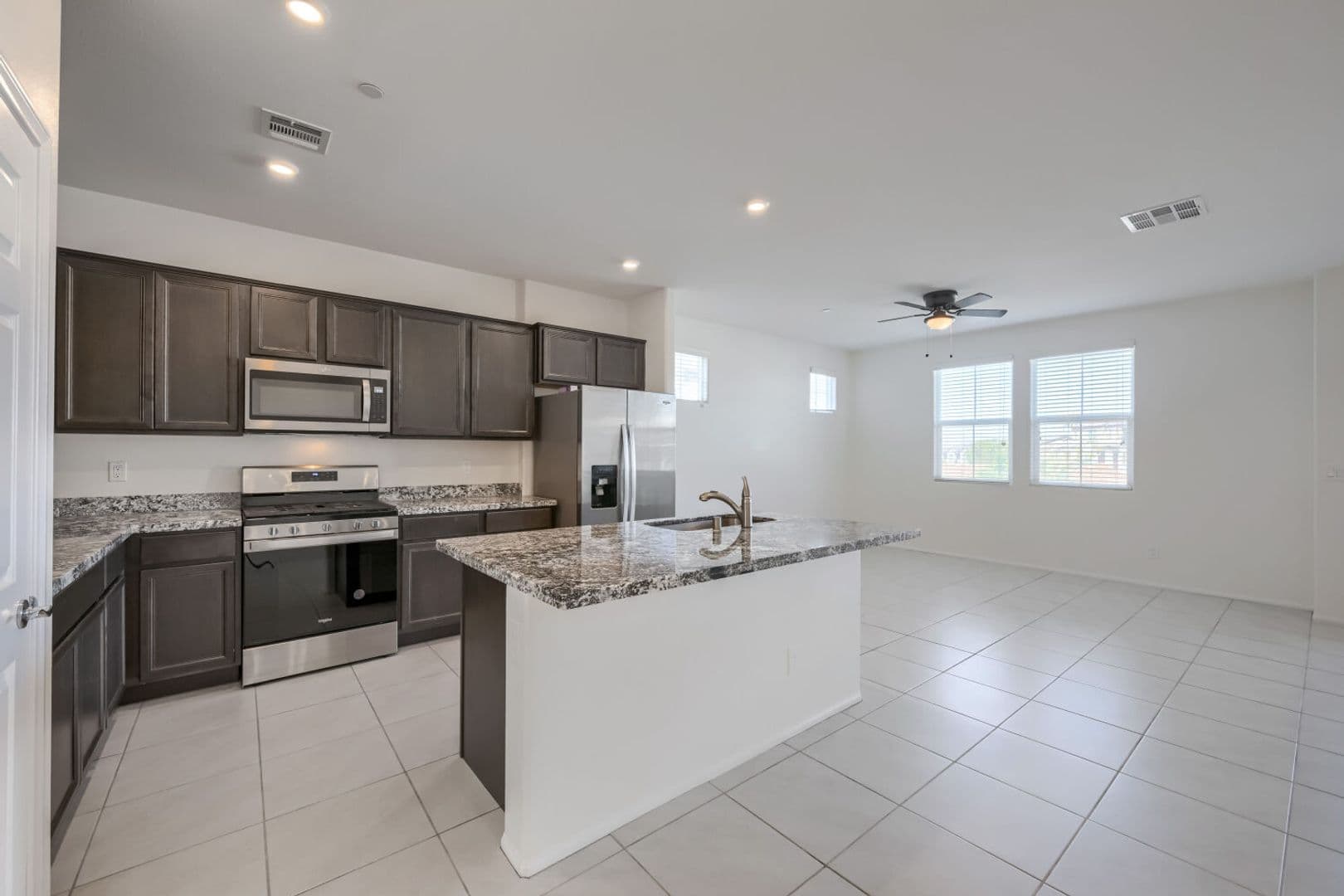 Henderson Townhome: 633 Sedum Ave