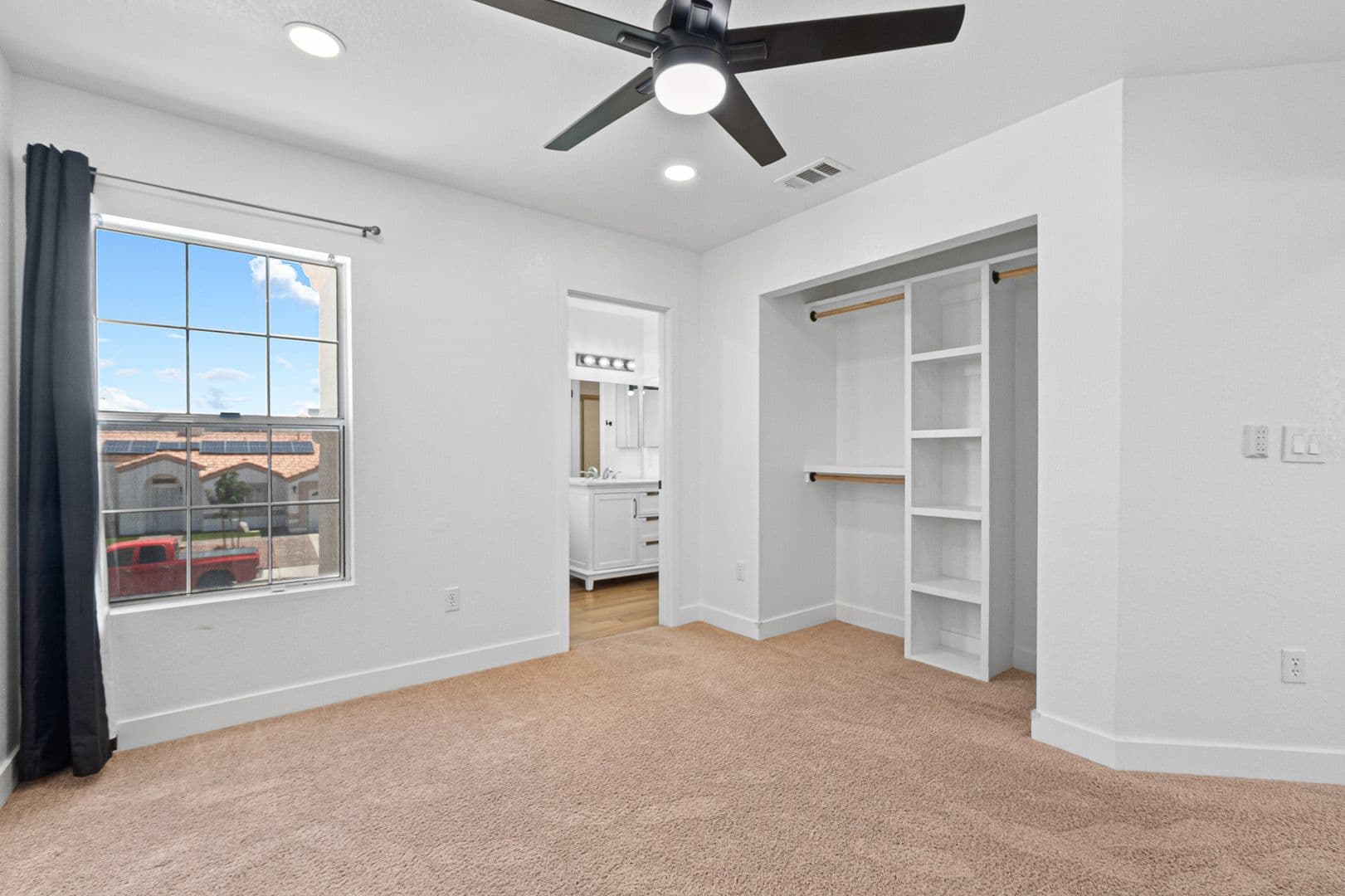 North Las Vegas House: 3523 Farina Drive