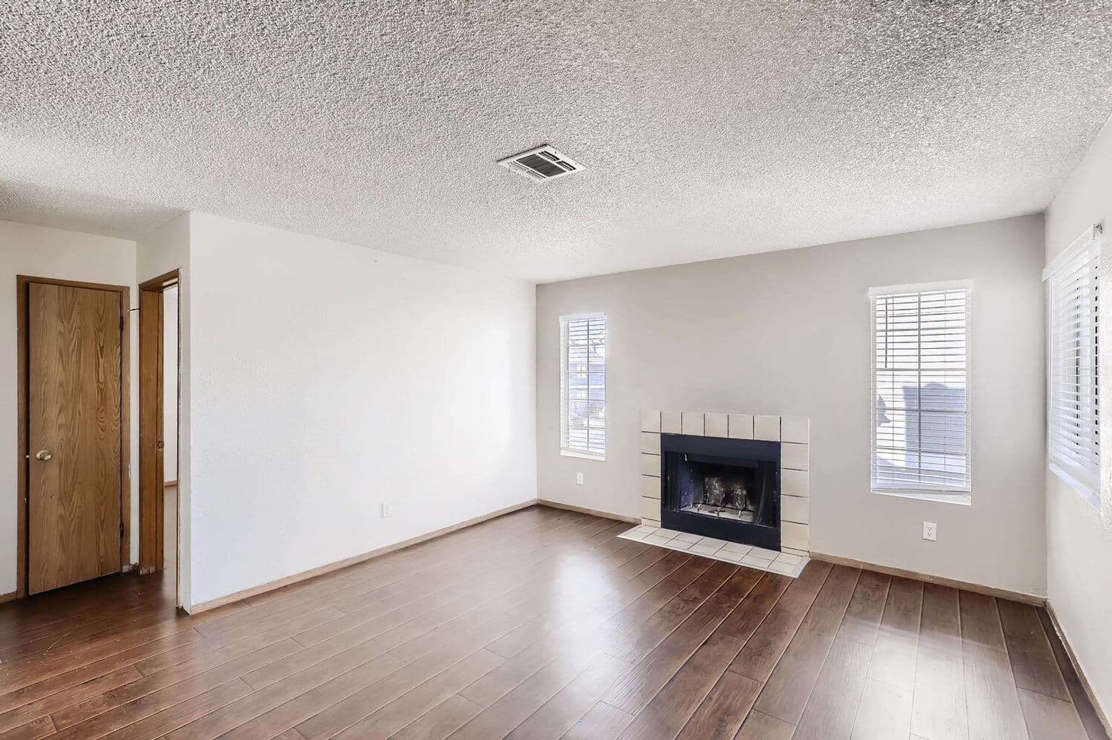 North Las Vegas Condo: 1843 Cosmic Dr.