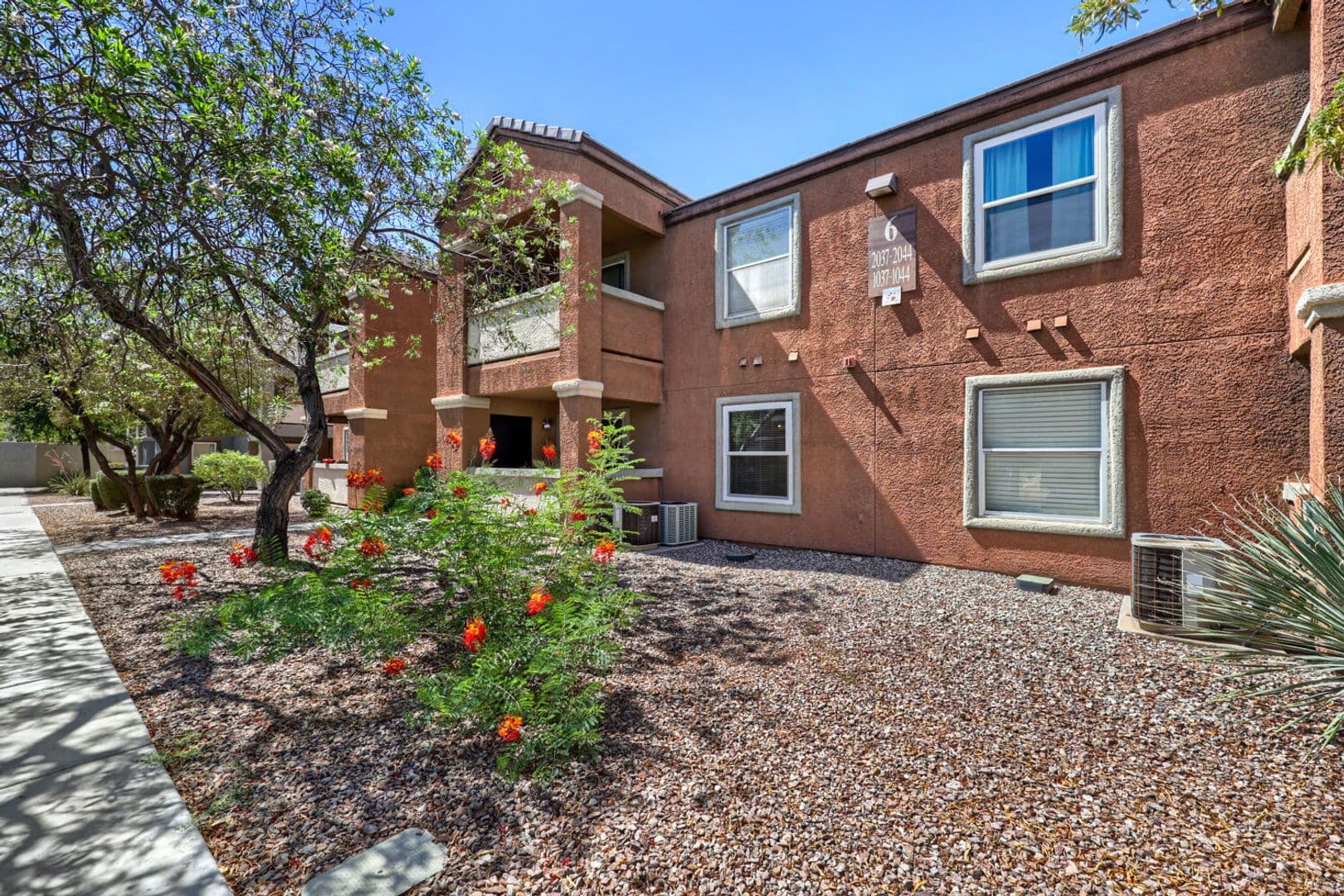Las Vegas Condo: 555 E Silverado Ranch Blvd
