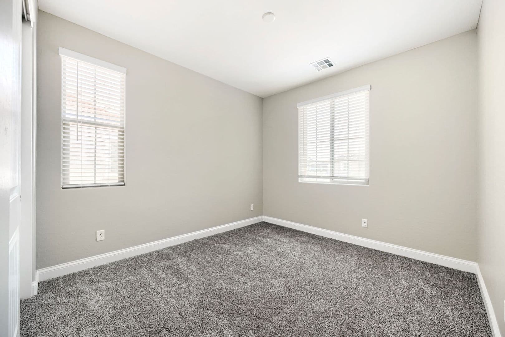 Henderson House: 164 Pace Ave