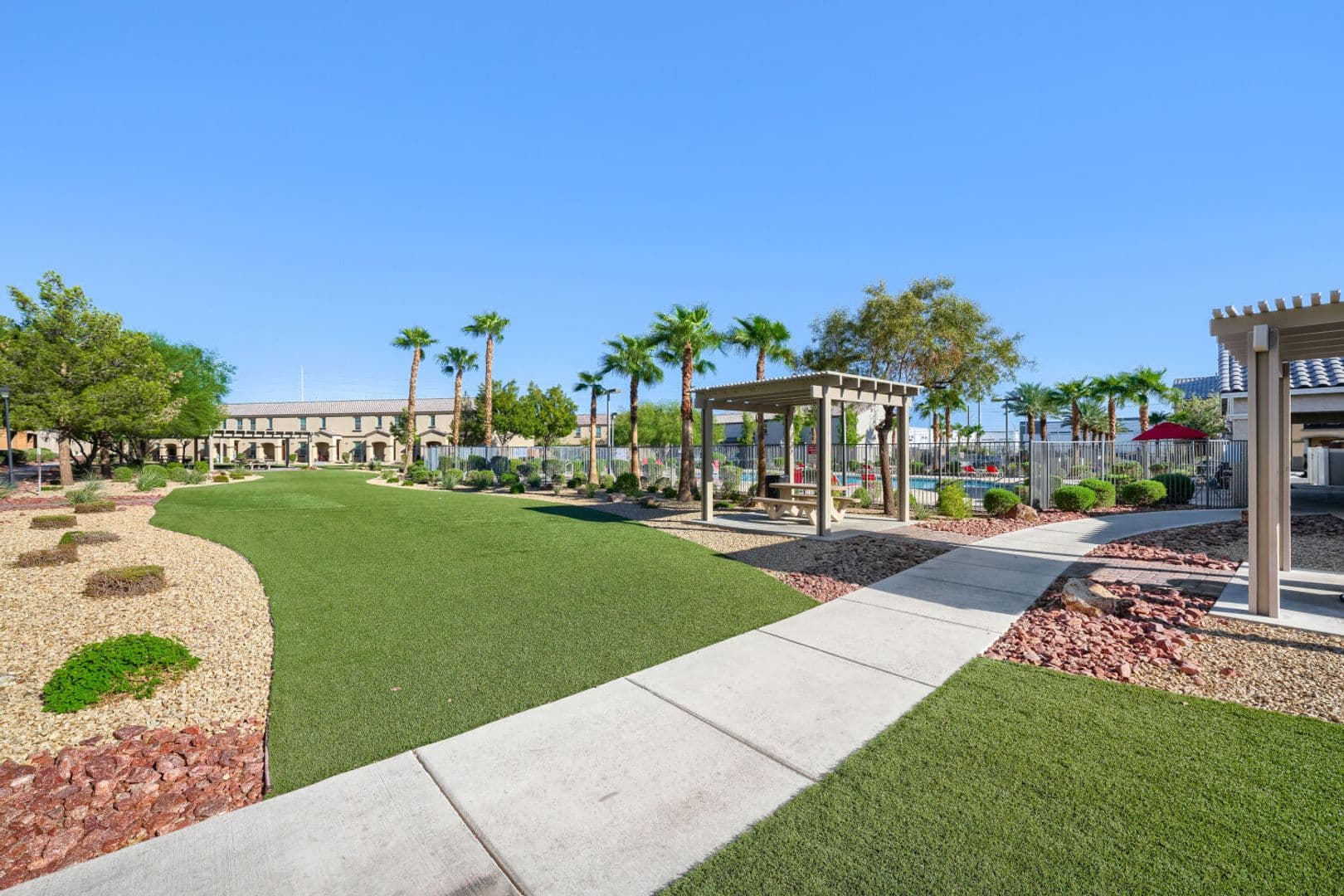 Las Vegas Townhome: 4598 Woolcomber St