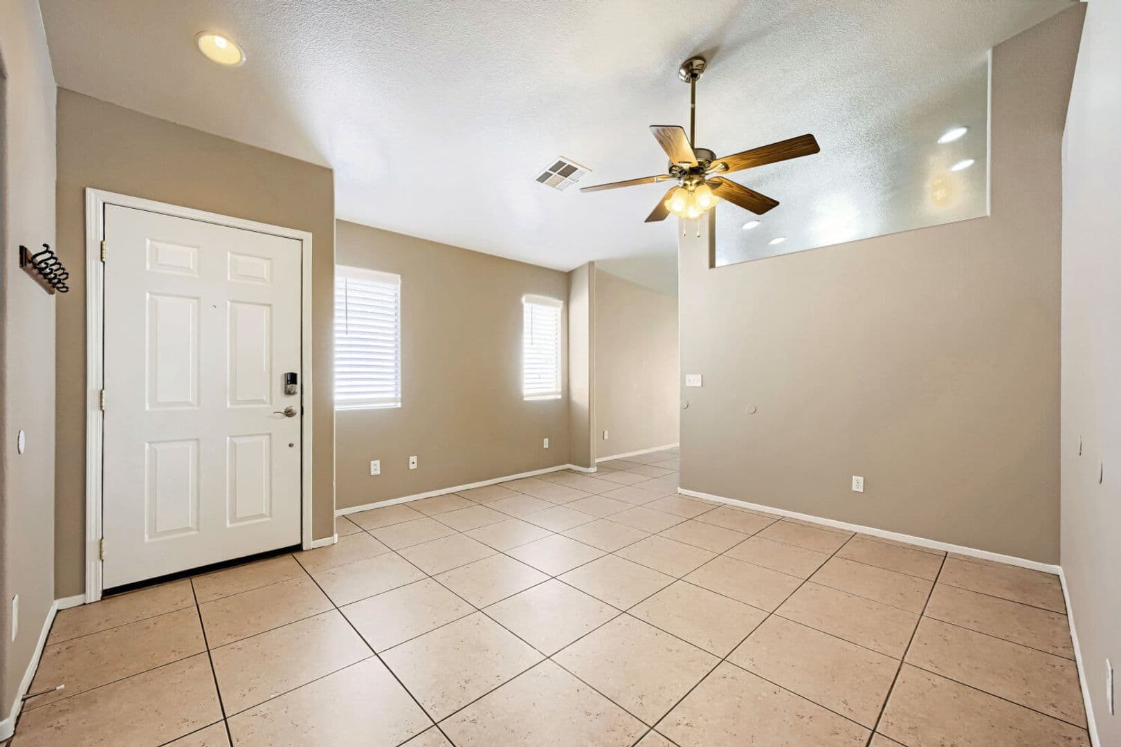 Las Vegas House: 8928 Crooked Shell Ave.