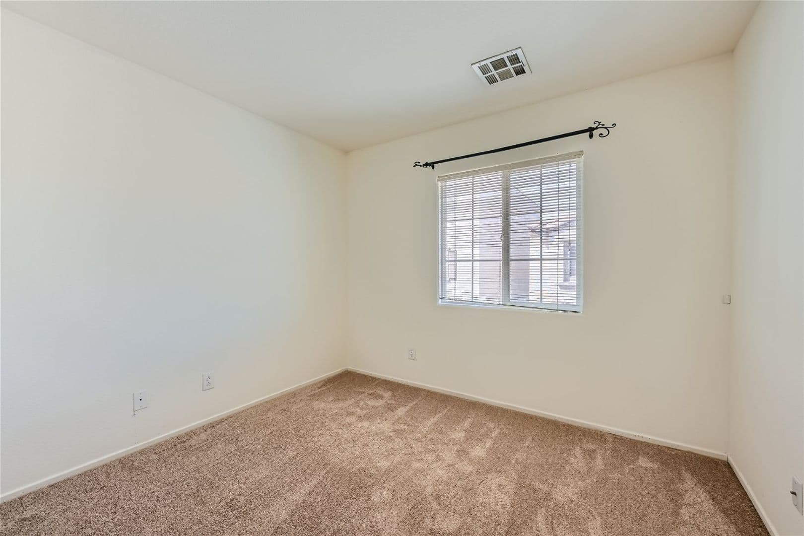 Las Vegas House: 9005 Exultation Ct.