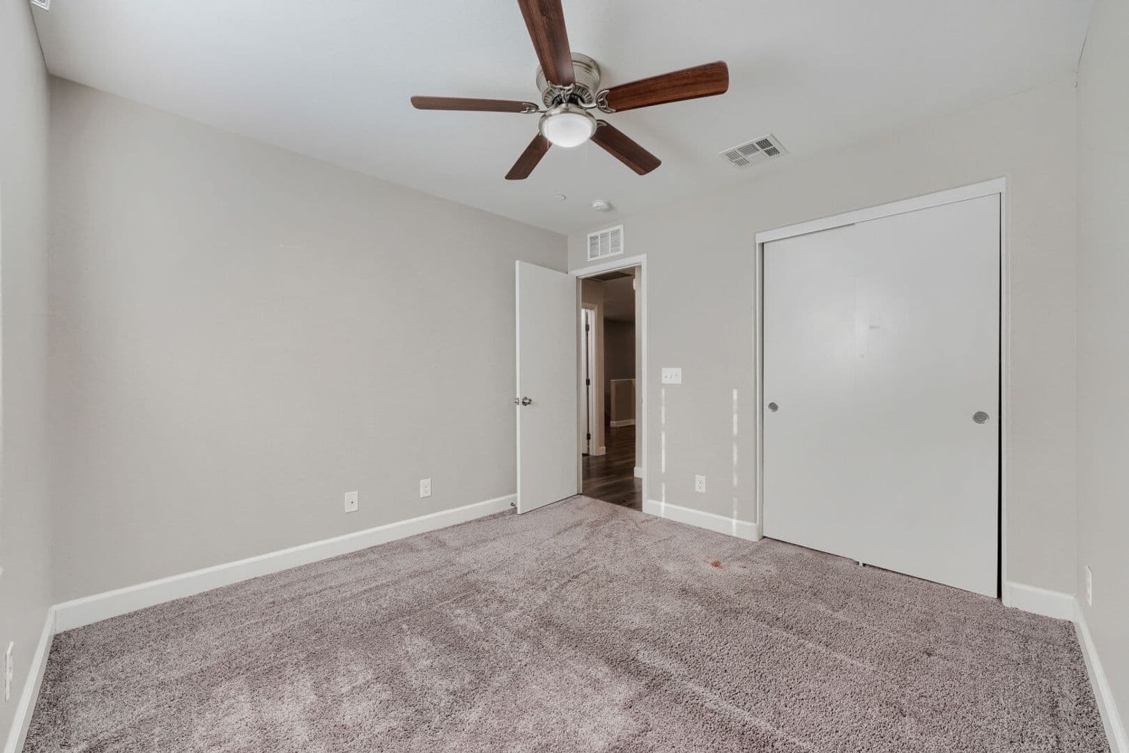 Las Vegas Townhome: 4598 Woolcomber St