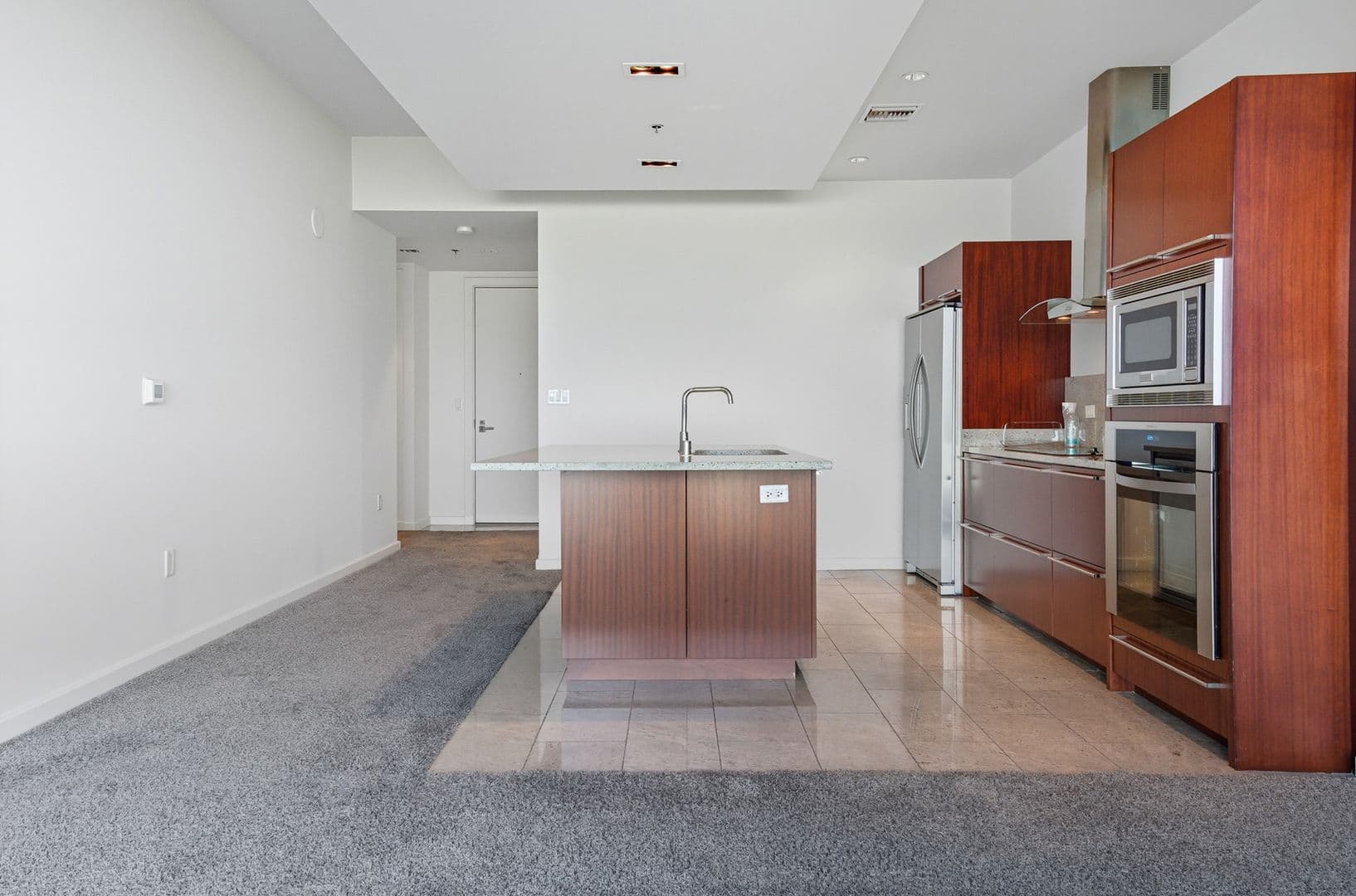 Las Vegas Condo: 4471 Dean Martin Dr #604