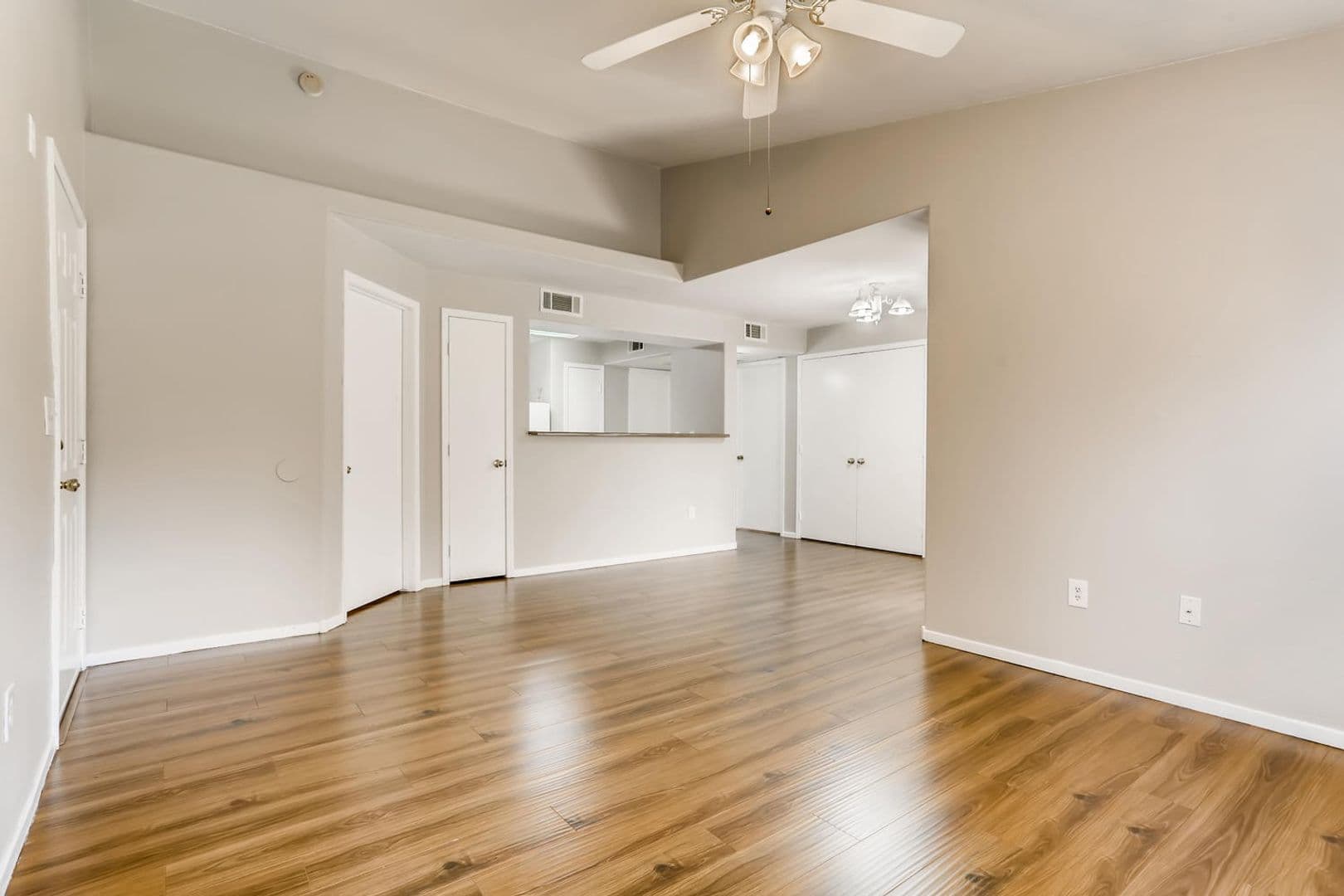 Las Vegas Condo: 555 Silverado Ranch Blvd  #2012