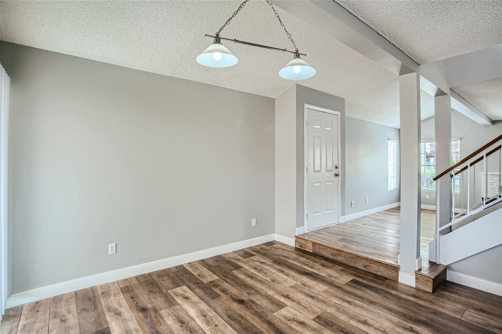 Henderson House: 2910 Currant Ln