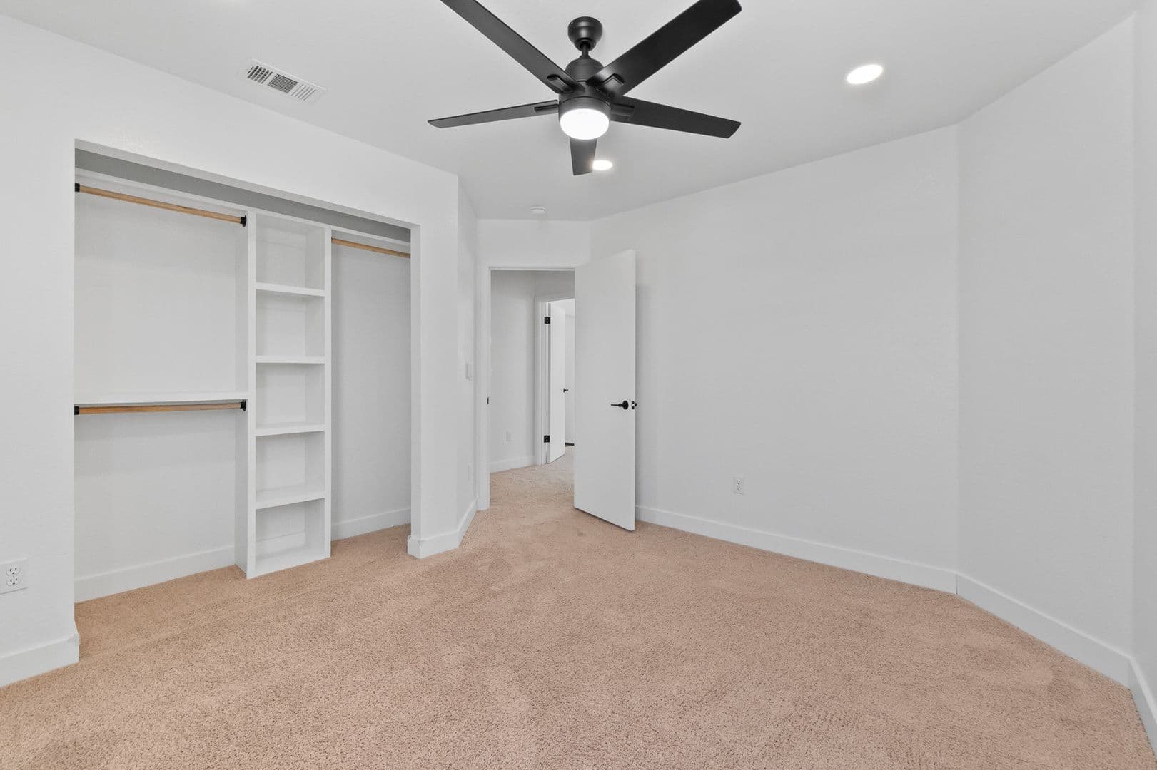 North Las Vegas House: 3523 Farina Drive
