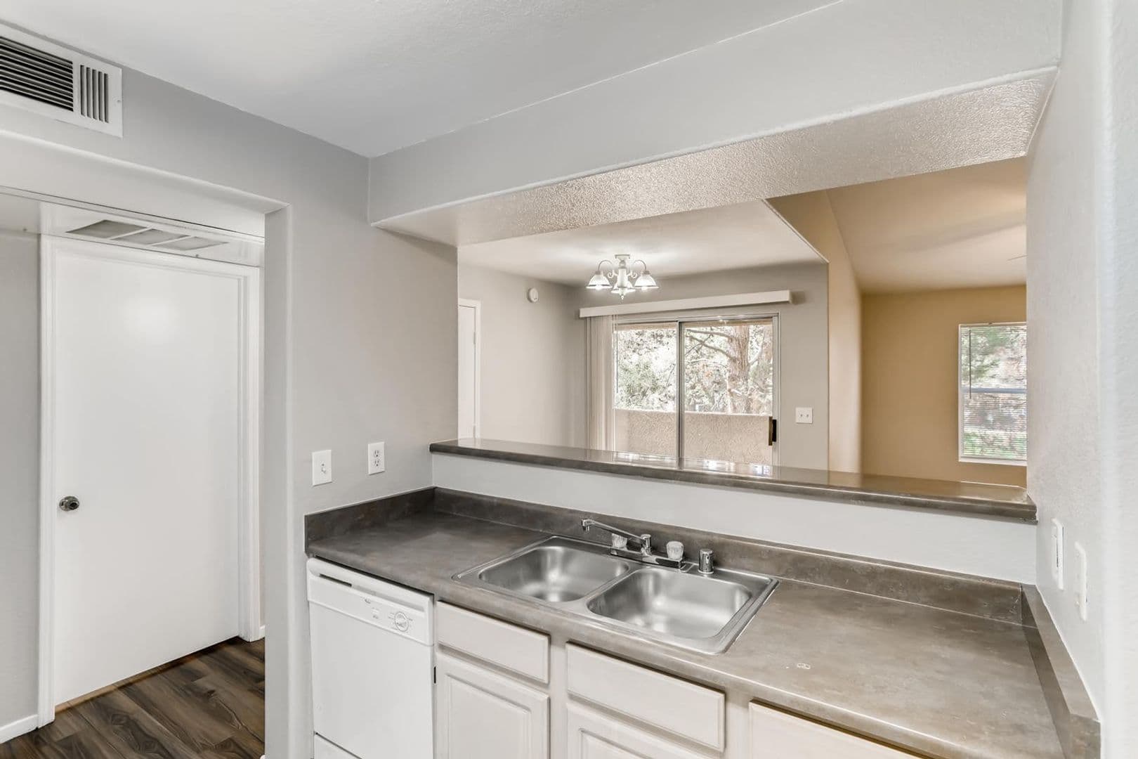Las Vegas Condo: 555 Silverado Ranch Blvd  #2012