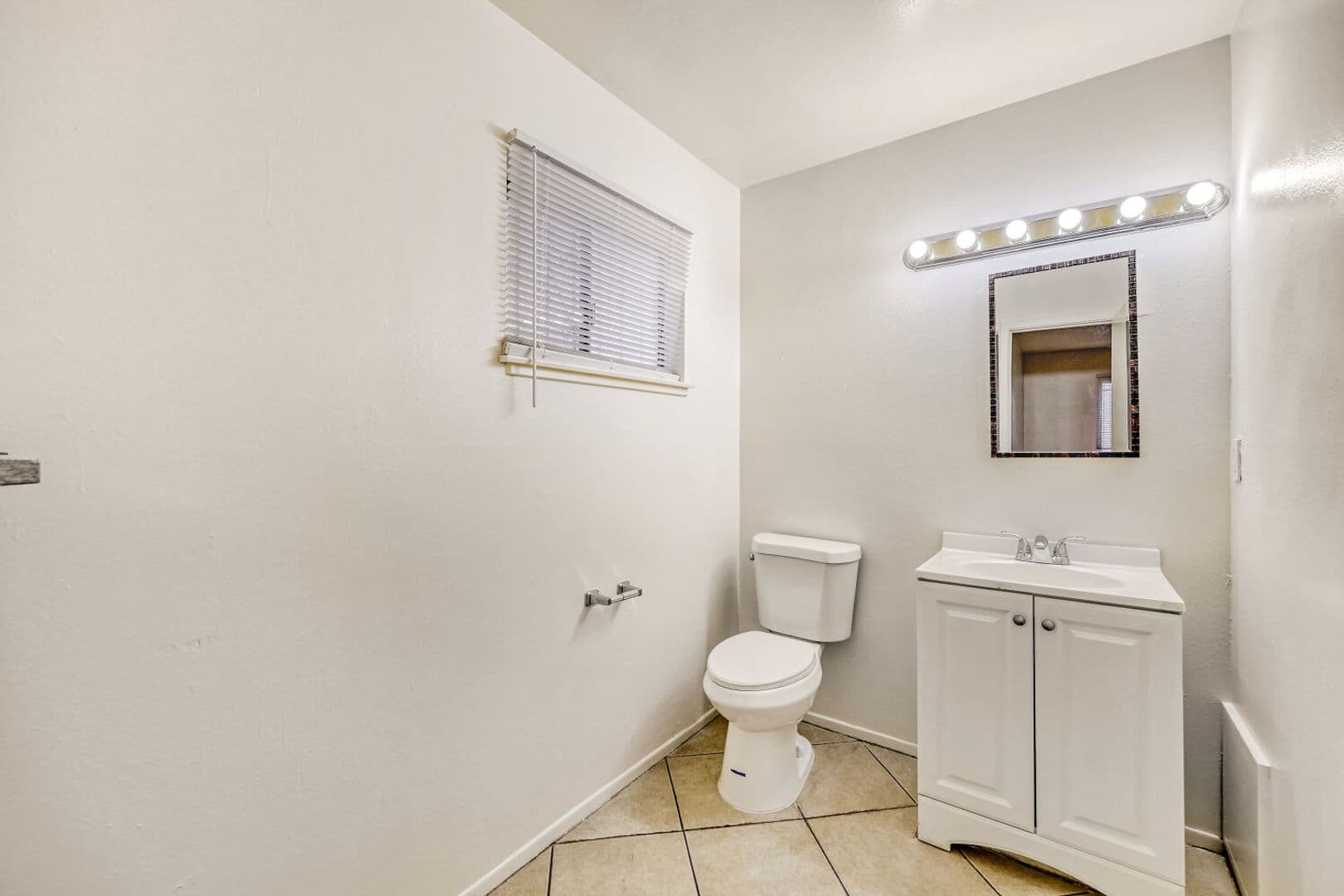 Las Vegas House: 1272 Lawry Ave