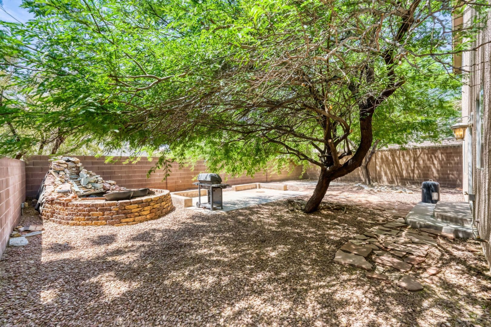 Las Vegas House: 10381 Sleeping Sun Ct.
