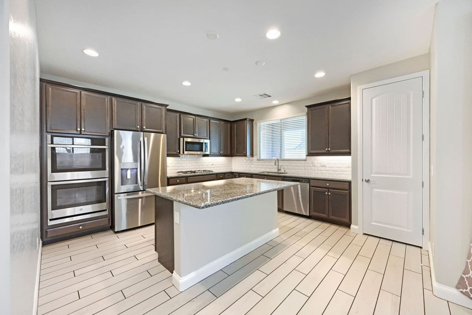 Henderson House: 164 Pace Ave