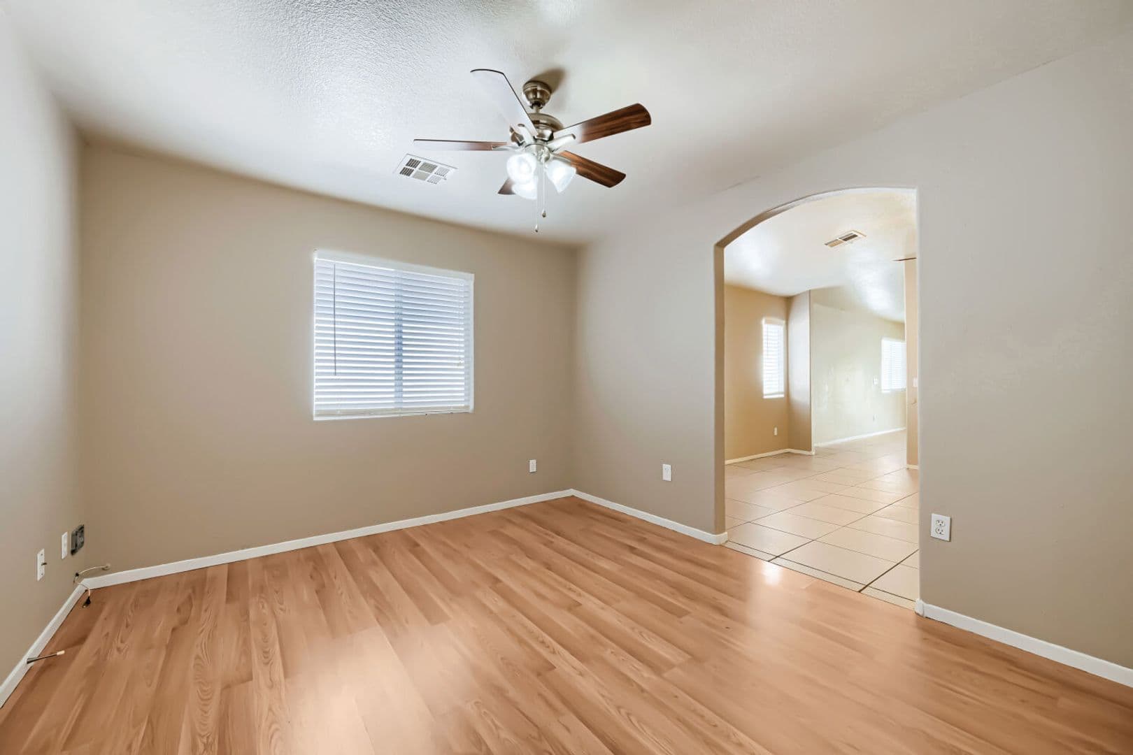 Las Vegas House: 8928 Crooked Shell Ave.