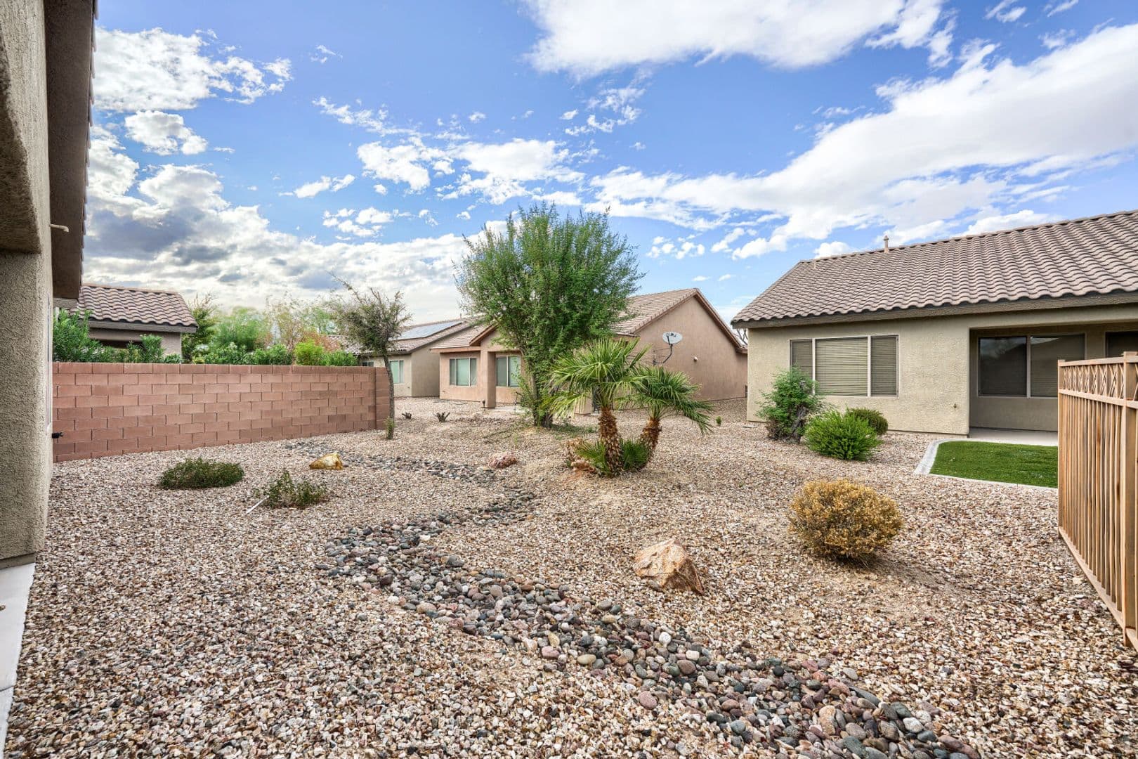 Las Vegas House: 6160 Isola Peak Avenue